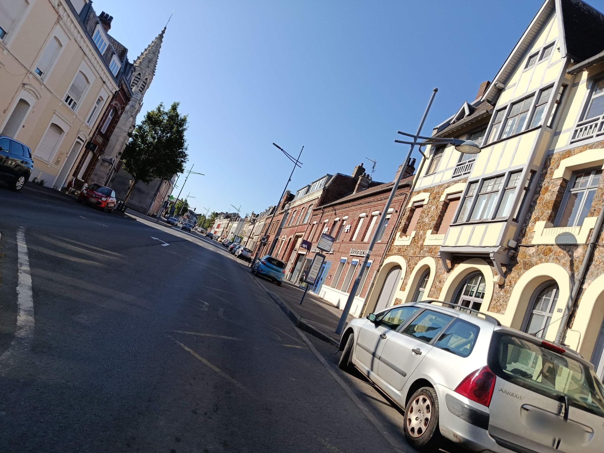 Street view near Ace Hôtel, Arras — © kritic (CC BY-SA · Mapillary)