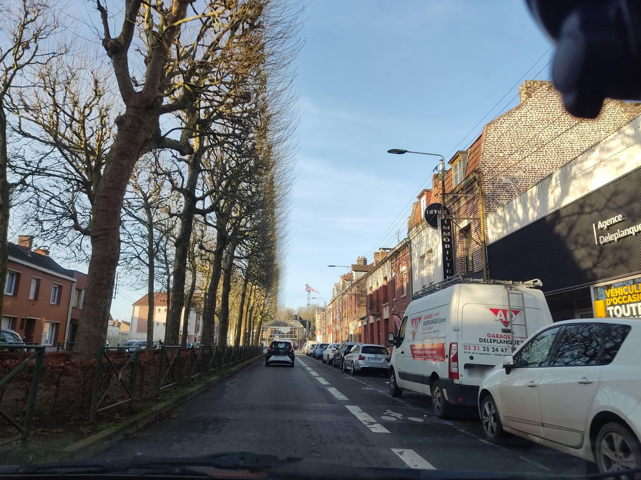 Street view near Lens Louvre 2, Lens — © whatismoss (CC BY-SA · Mapillary)