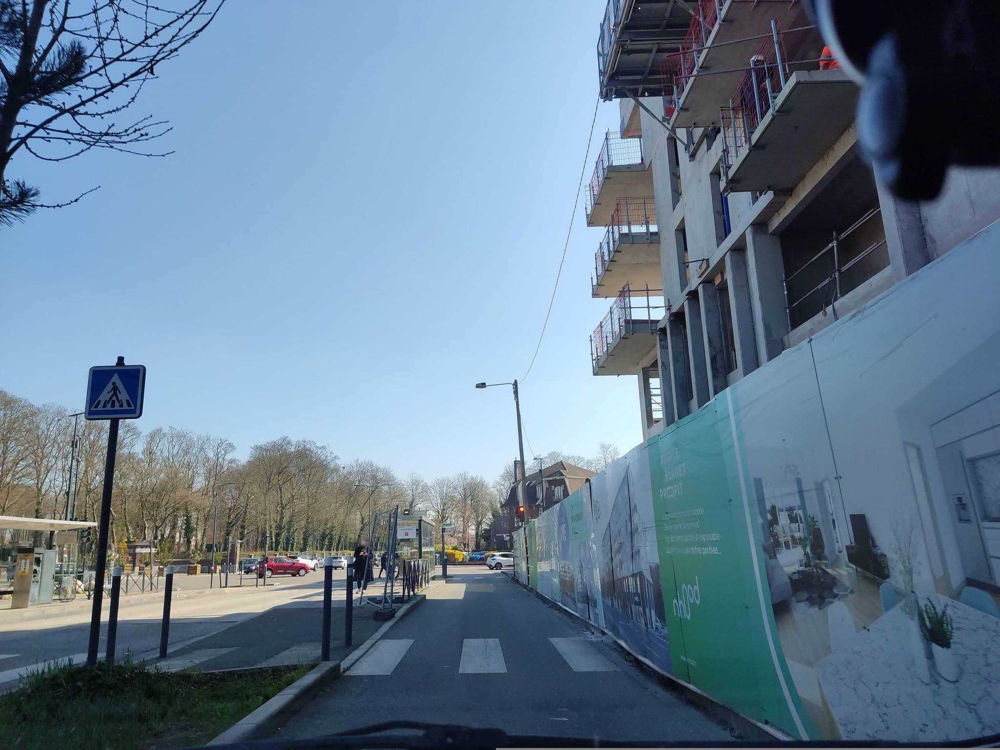 Street view near Hôtel Bollaert Lens, Lens — © whatismoss (CC BY-SA · Mapillary)
