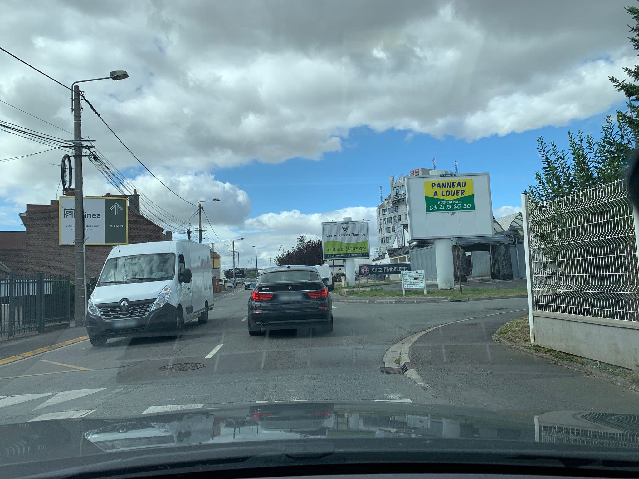Street view near Hotel cerise, Noyelles-Godault — © widowild (CC BY-SA · Mapillary)