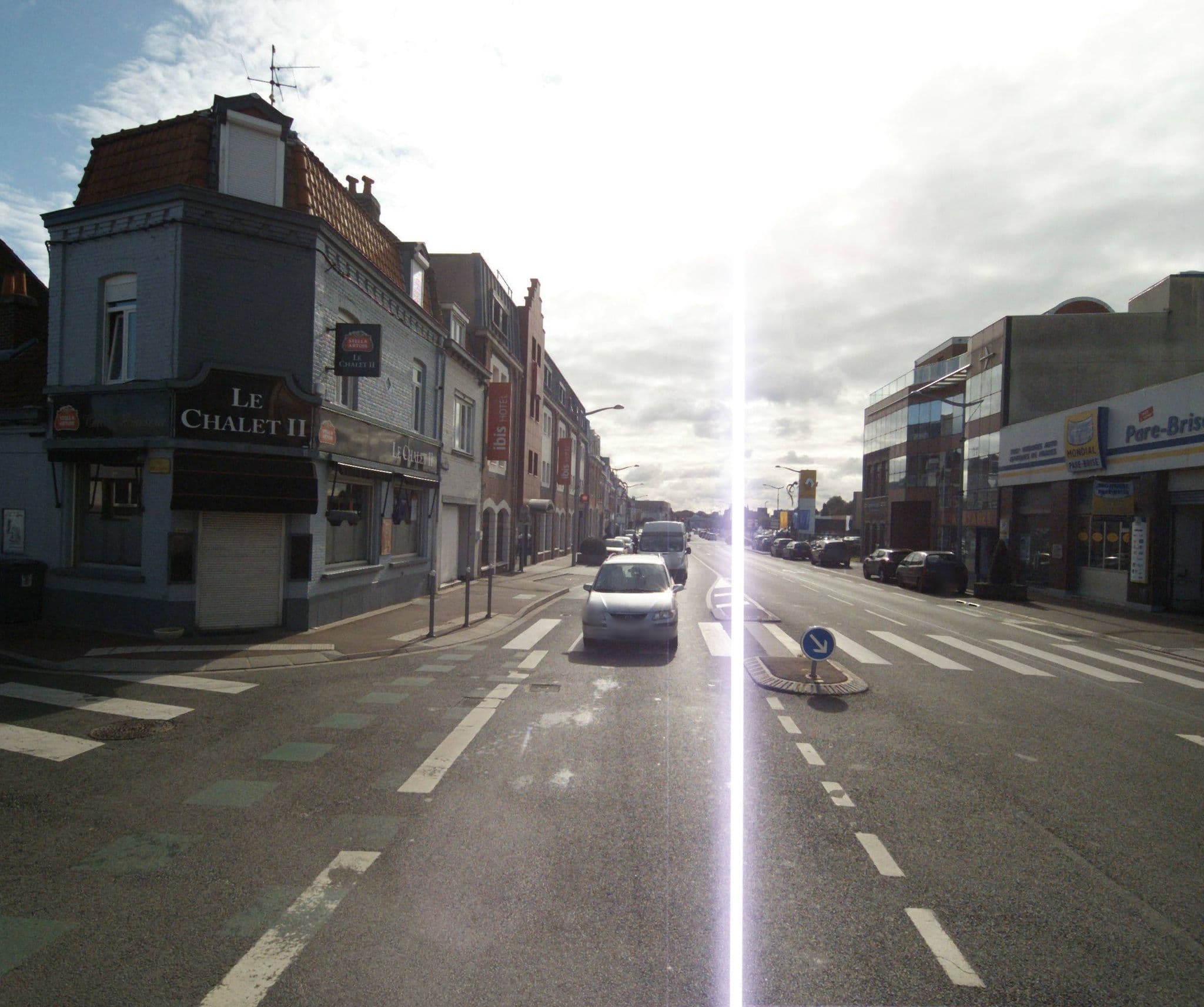 Street view near Saab Hôtel, Lomme — © melimmergis (CC BY-SA · Mapillary)