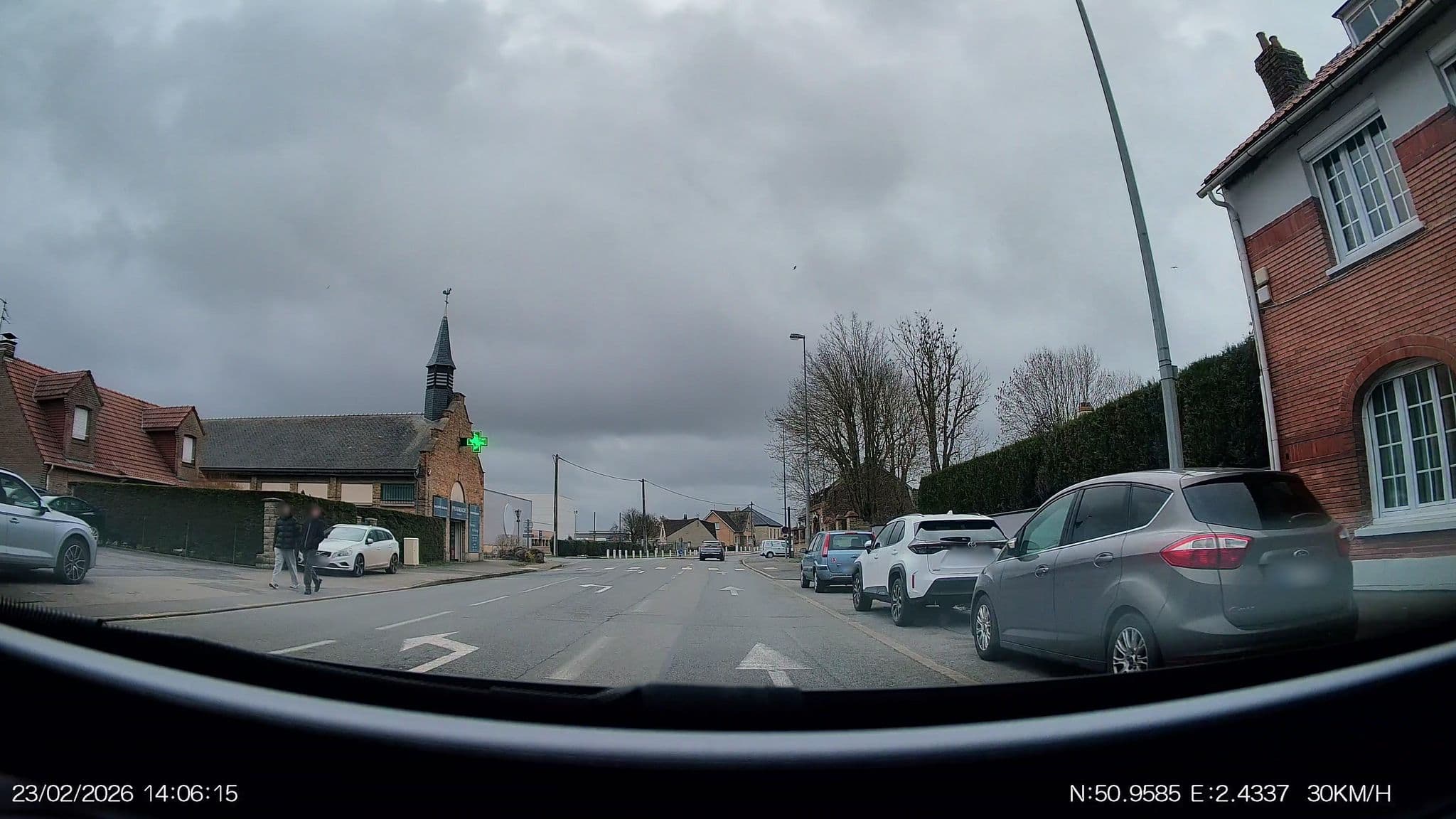 Street view near Mazien, Bergues — © Ritchy210 (CC BY-SA · Mapillary)