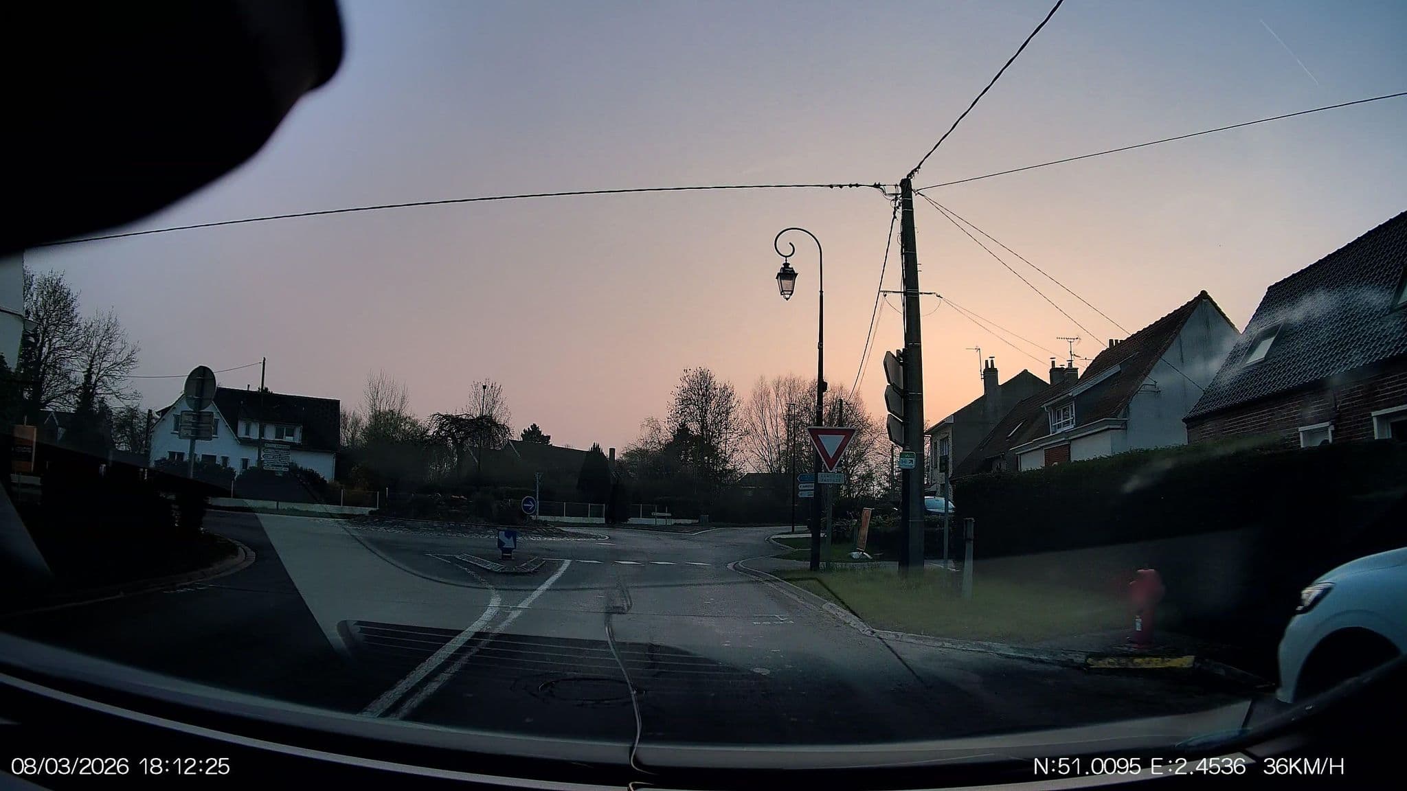 Street view near Les Résidences du Moulin, Téteghem — © Ritchy210 (CC BY-SA · Mapillary)