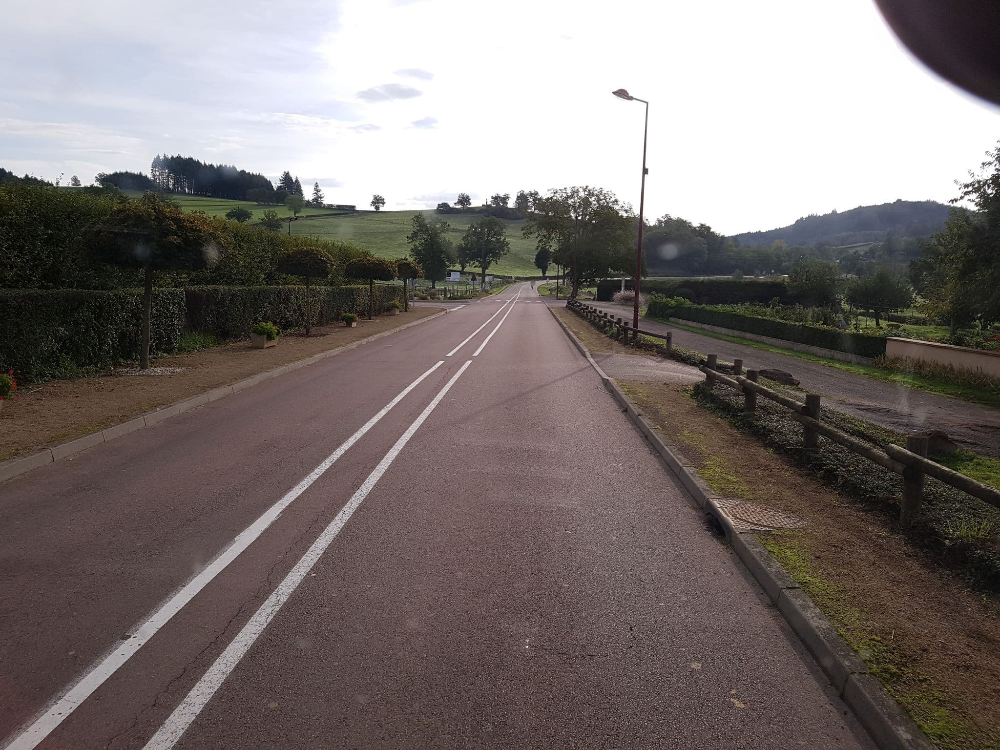 Street view near Château de Grandvaux, La Clayette — © bernardvoyageur (CC BY-SA · Mapillary)