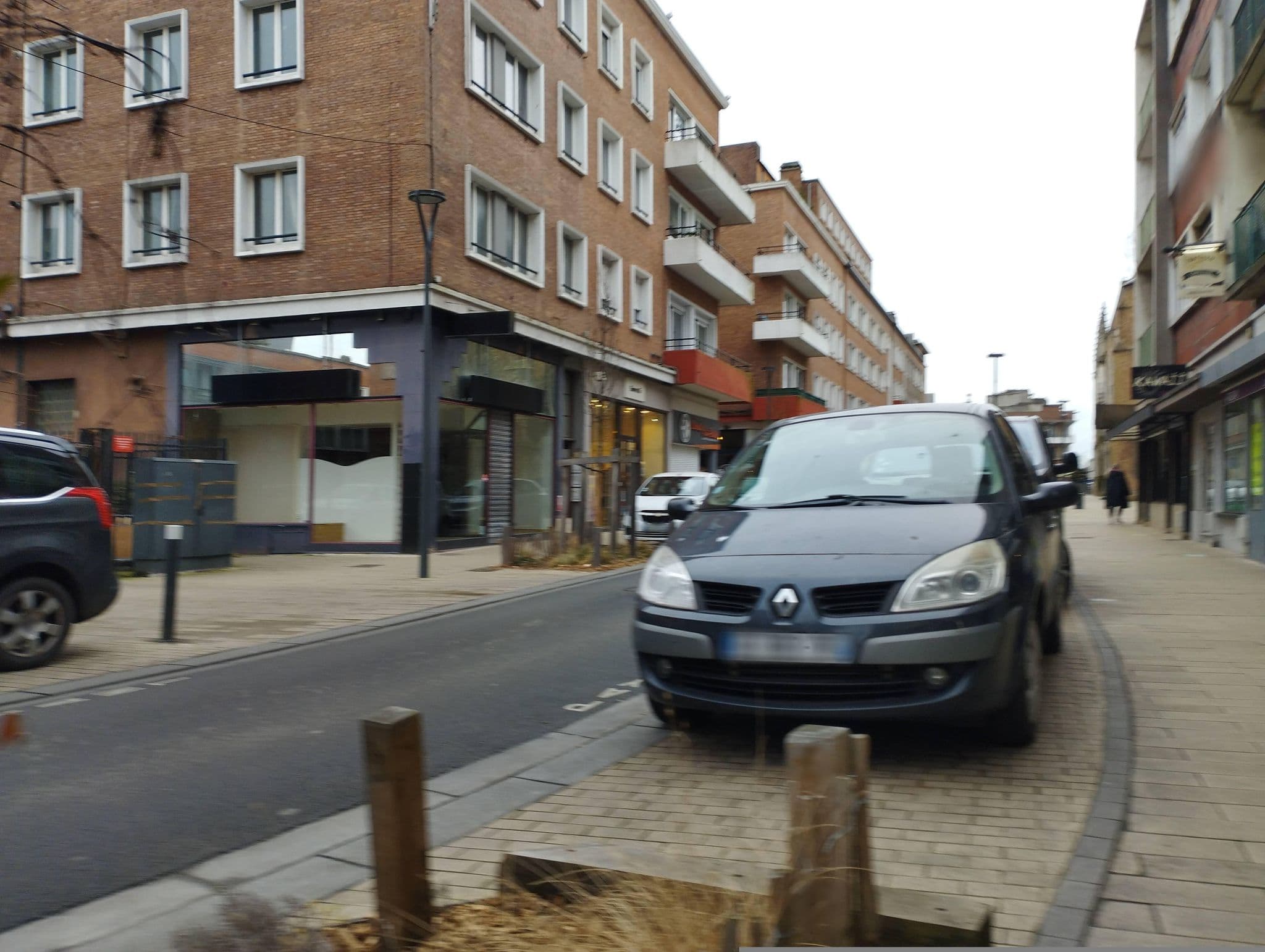 Street view near Best Western Plus, Dunkirk — © kritic (CC BY-SA · Mapillary)