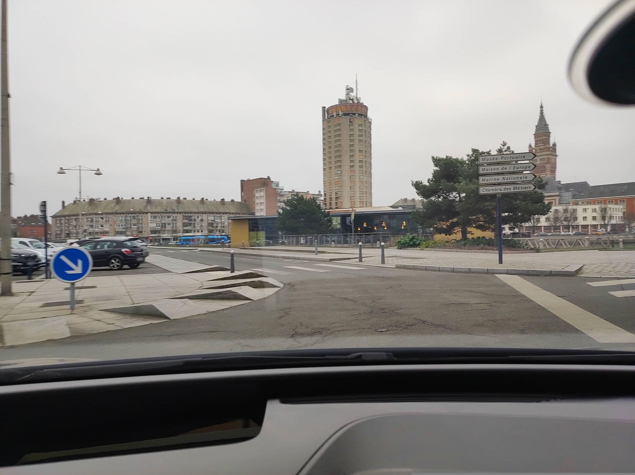 Street view near Association les Loups de Mer Dunkerquois, Dunkirk — © Ritchy210 (CC BY-SA · Mapillary)