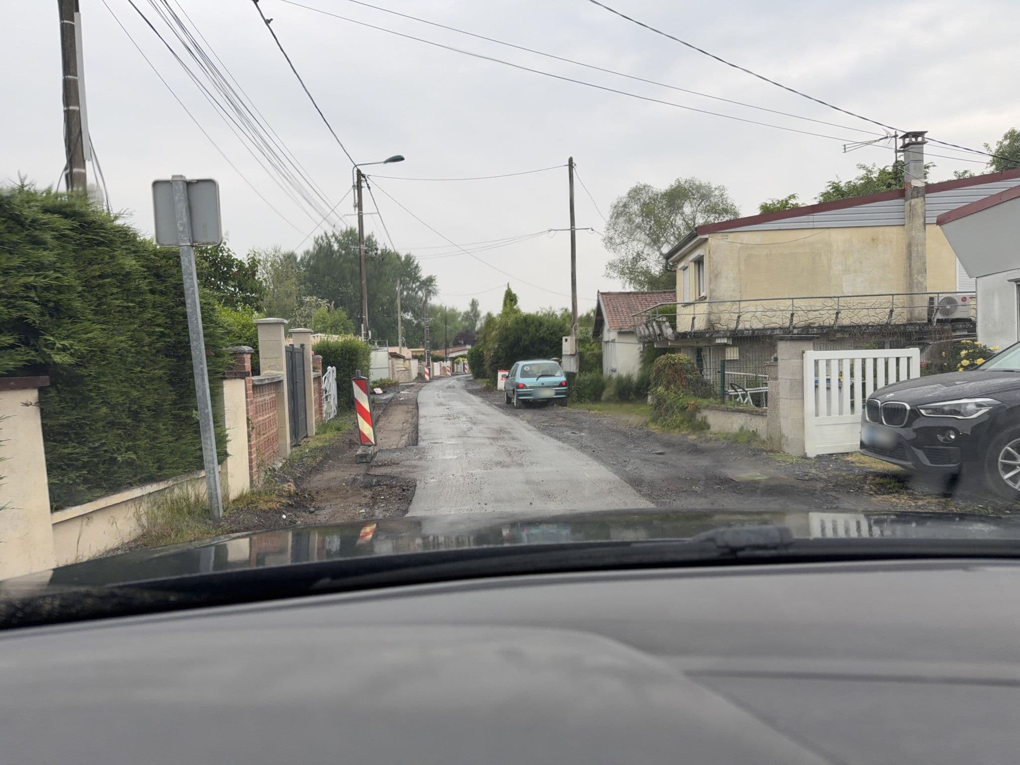 Street view near M. Delobeau Regis, Lécluse — © Stef237 (CC BY-SA · Mapillary)