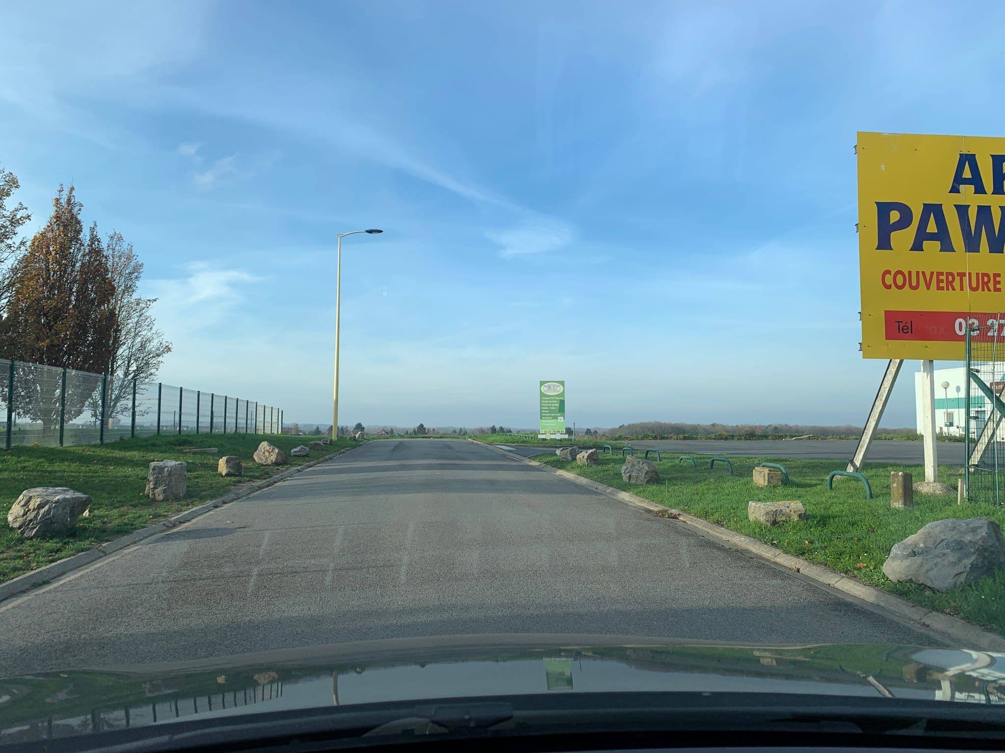 Street view near Premiére Class, Proville — © widowild (CC BY-SA · Mapillary)