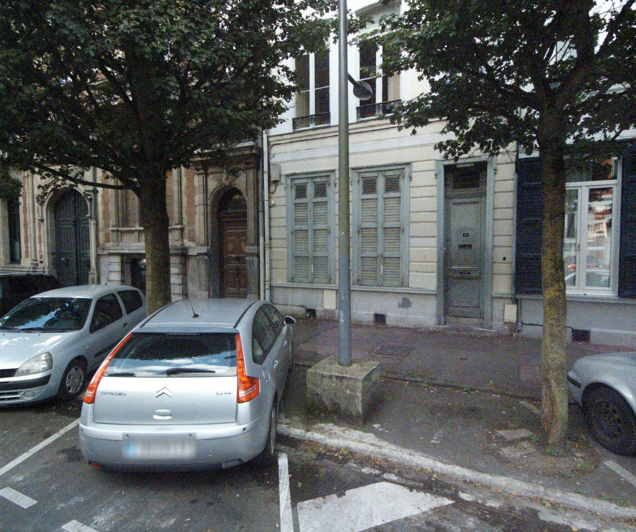 Street view near Au Cœur du Jardin, Lille — © melimmergis (CC BY-SA · Mapillary)