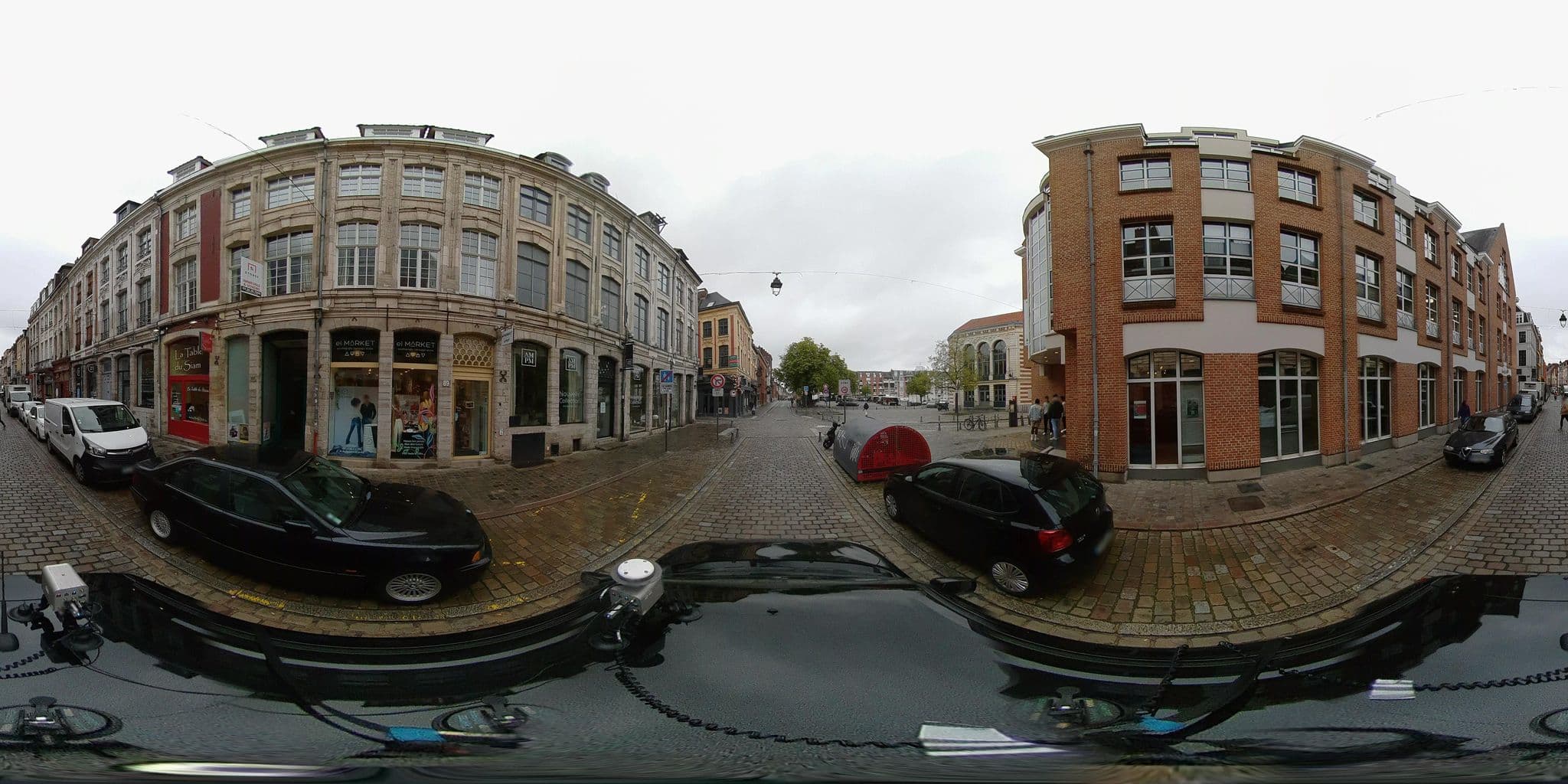 Street view near Factory, Lille — © meldig (CC BY-SA · Mapillary)