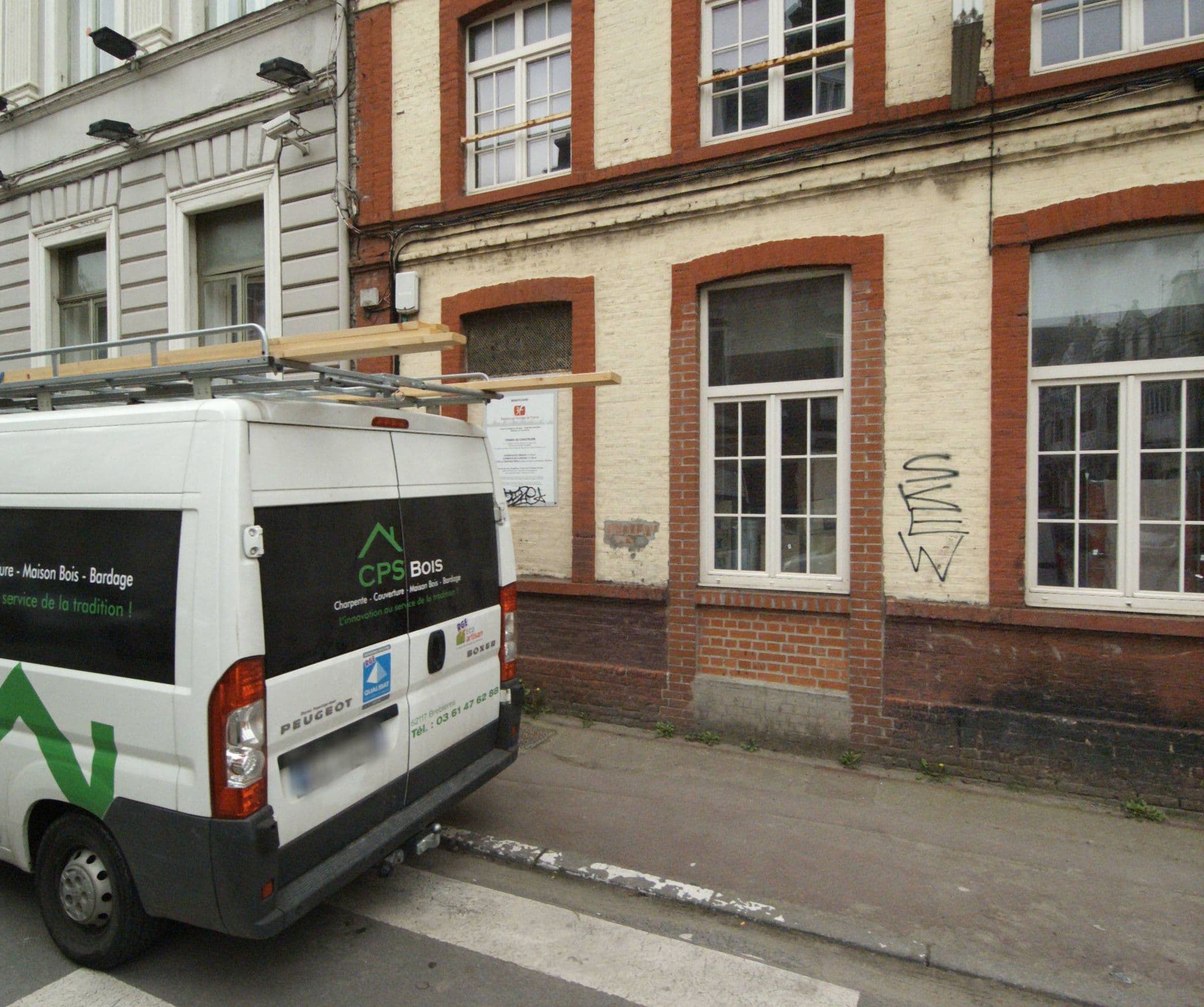 Street view near Urban Hotel and Spa, Lille — © melimmergis (CC BY-SA · Mapillary)