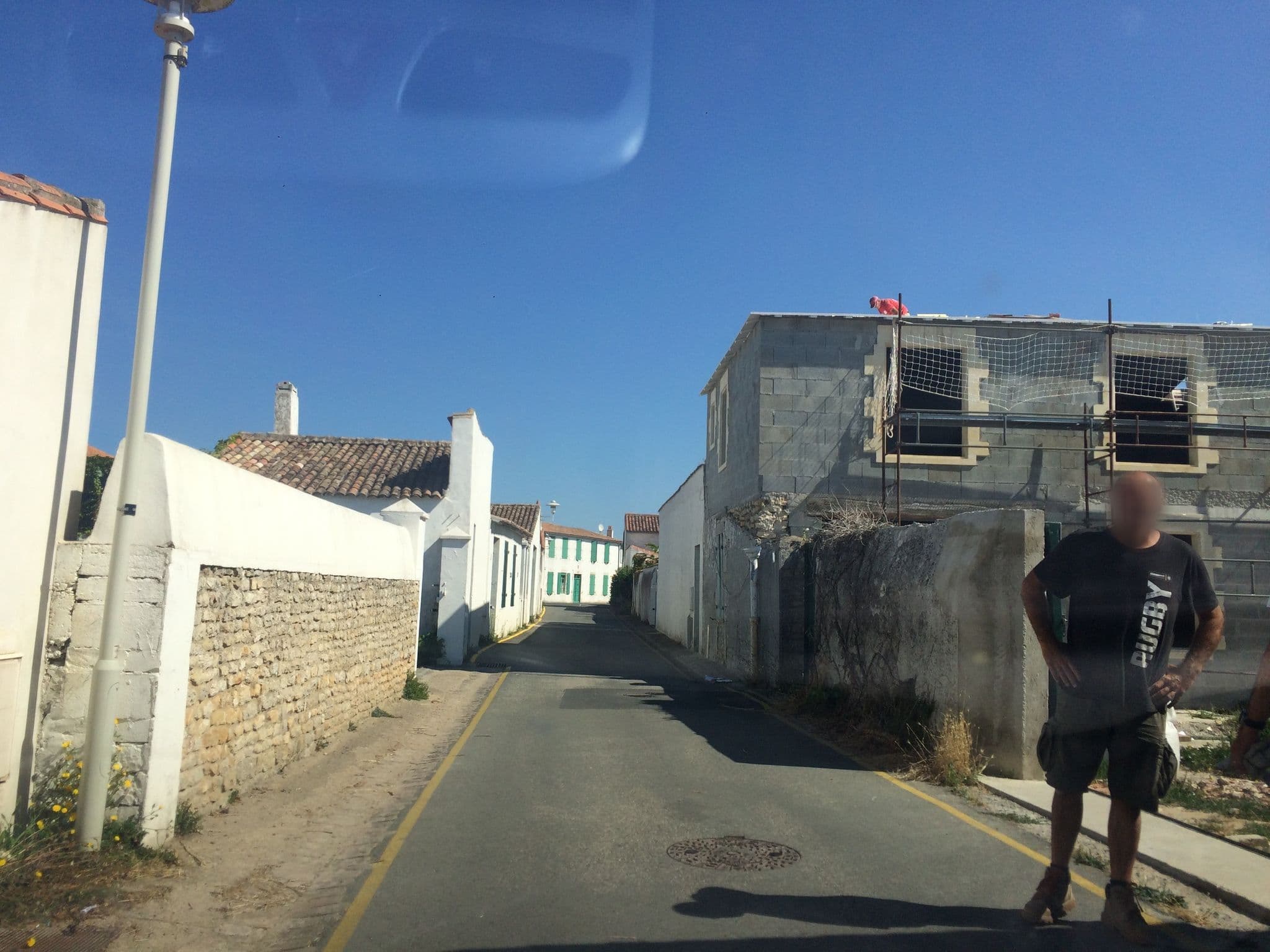 Street view near Couette & Café - Quai B, La Couarde-sur-Mer — © kartenville (CC BY-SA · Mapillary)