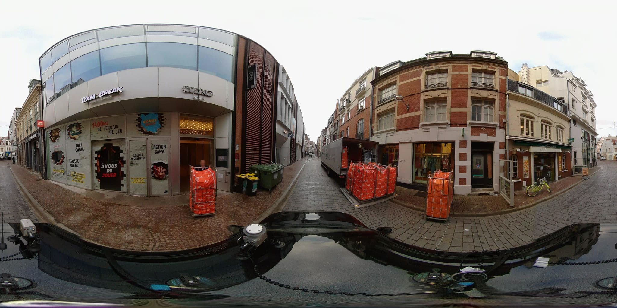 Street view near Le Chåteau, Lille — © meldig (CC BY-SA · Mapillary)
