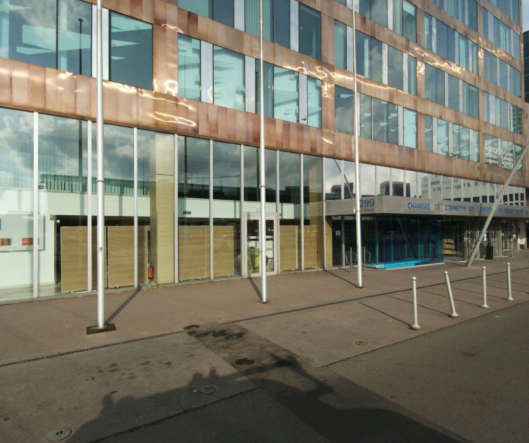 Street view near Hilton Lille, La Madeleine — © melimmergis (CC BY-SA · Mapillary)
