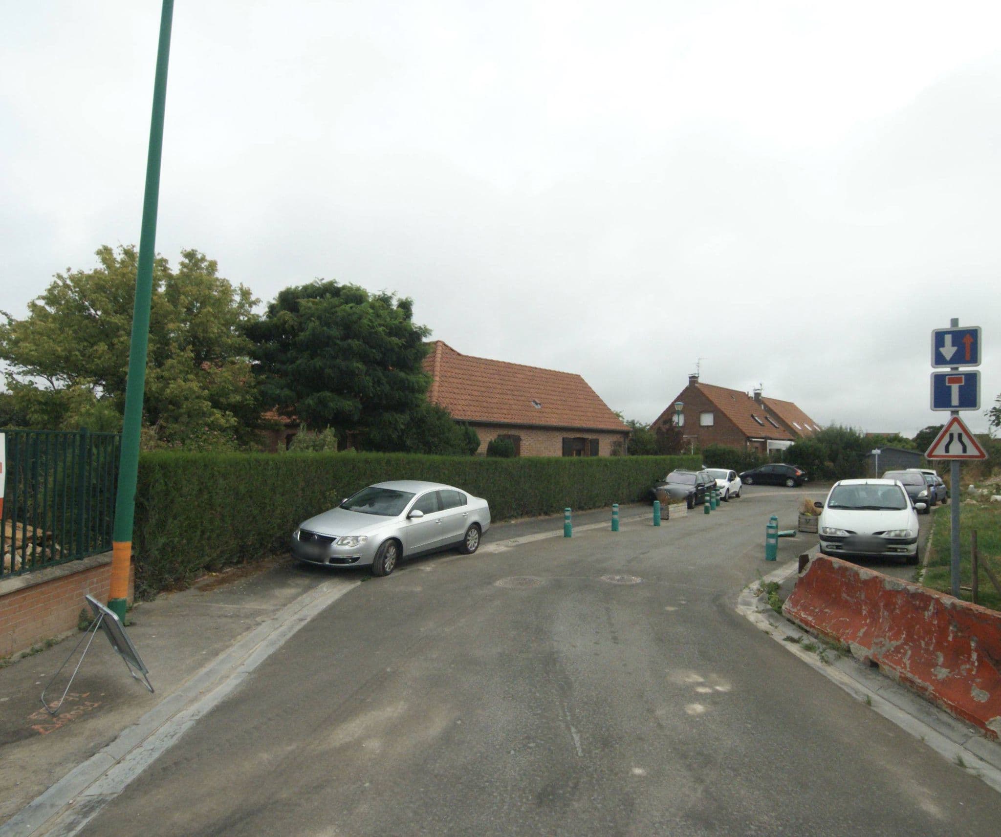 Street view near Résidence Services Seniors DOMITYS - Le Moulin des Flandres, Ronchin — © melimmergis (CC BY-SA · Mapillary)