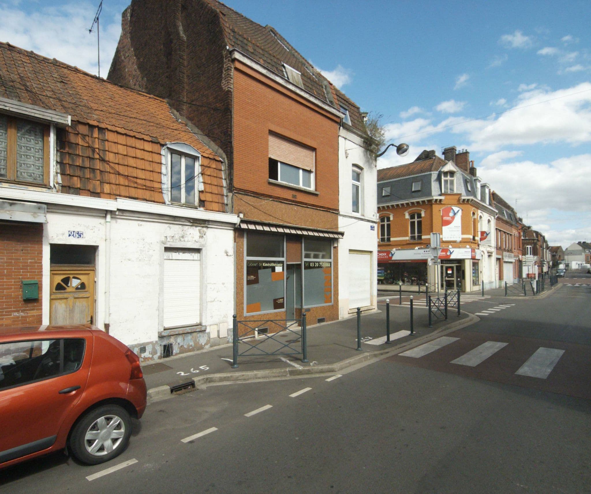 Street view near Diane Luxury, Roubaix — © melimmergis (CC BY-SA · Mapillary)
