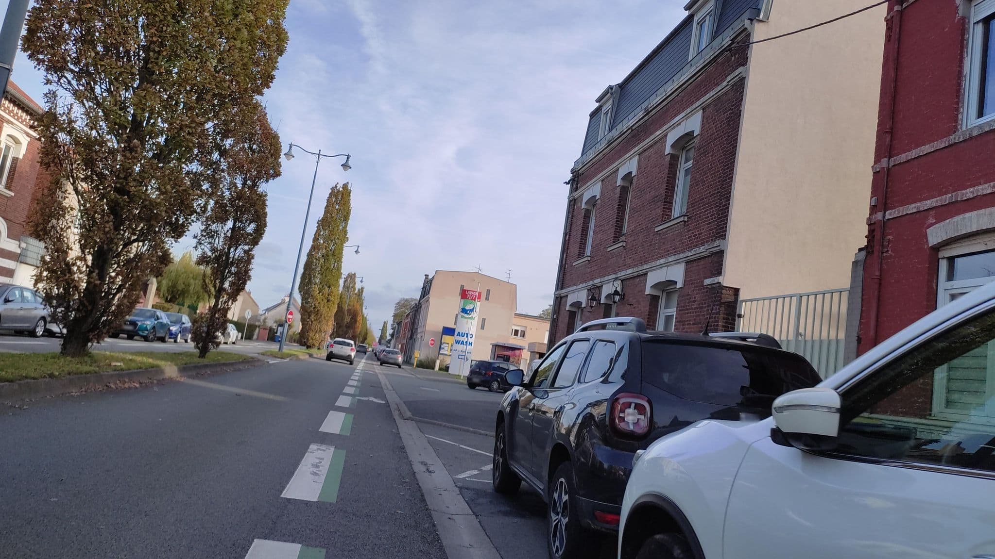 Street view near Aux Penates Saint-Sauveur, Saint-Laurent-Blangy — © kritic (CC BY-SA · Mapillary)