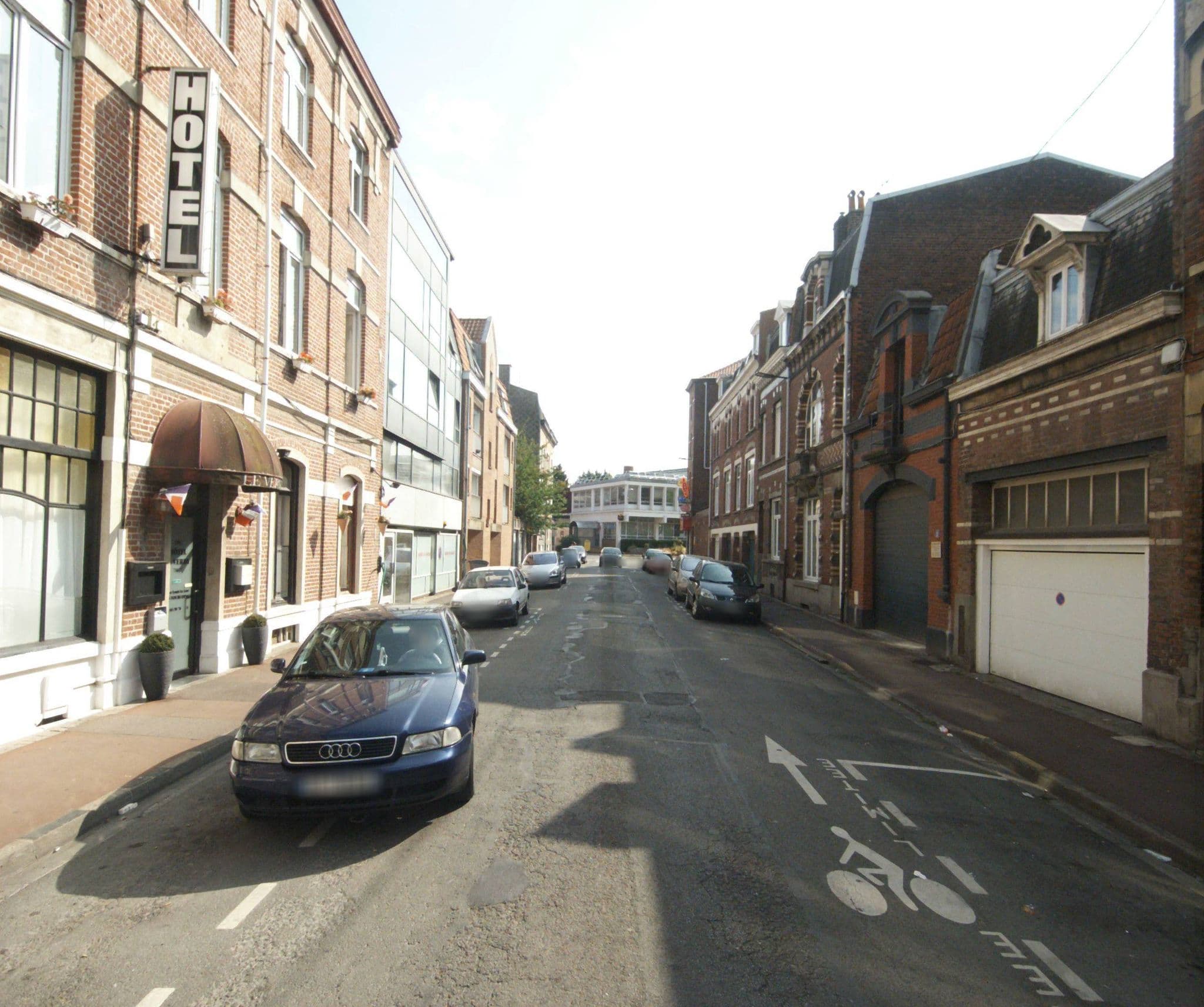 Street view near Chouya Mohamed, Tourcoing — © melimmergis (CC BY-SA · Mapillary)