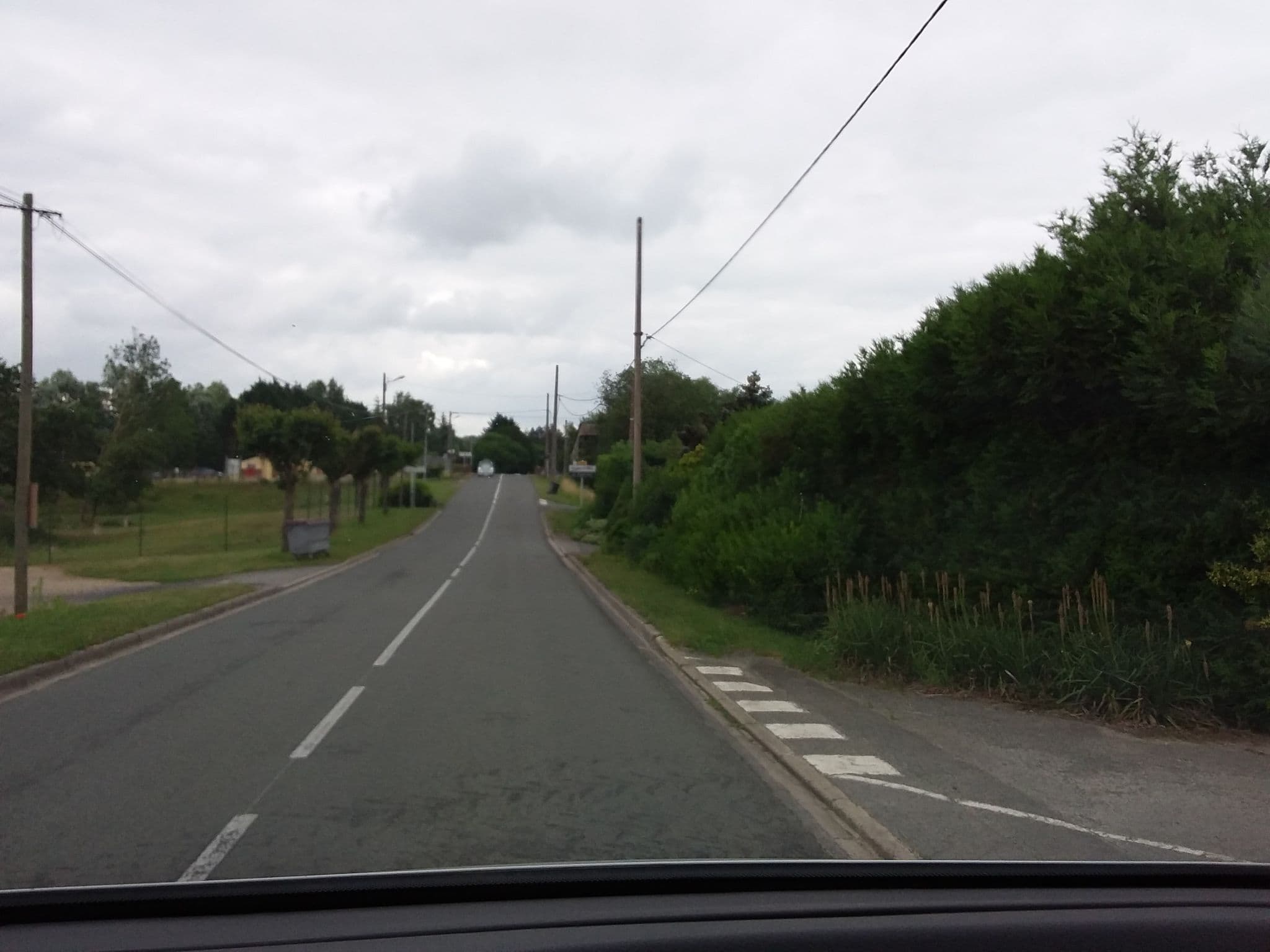 Street view near Les Yourtes Bourcominoises, Fismes — © sigaisne (CC BY-SA · Mapillary)