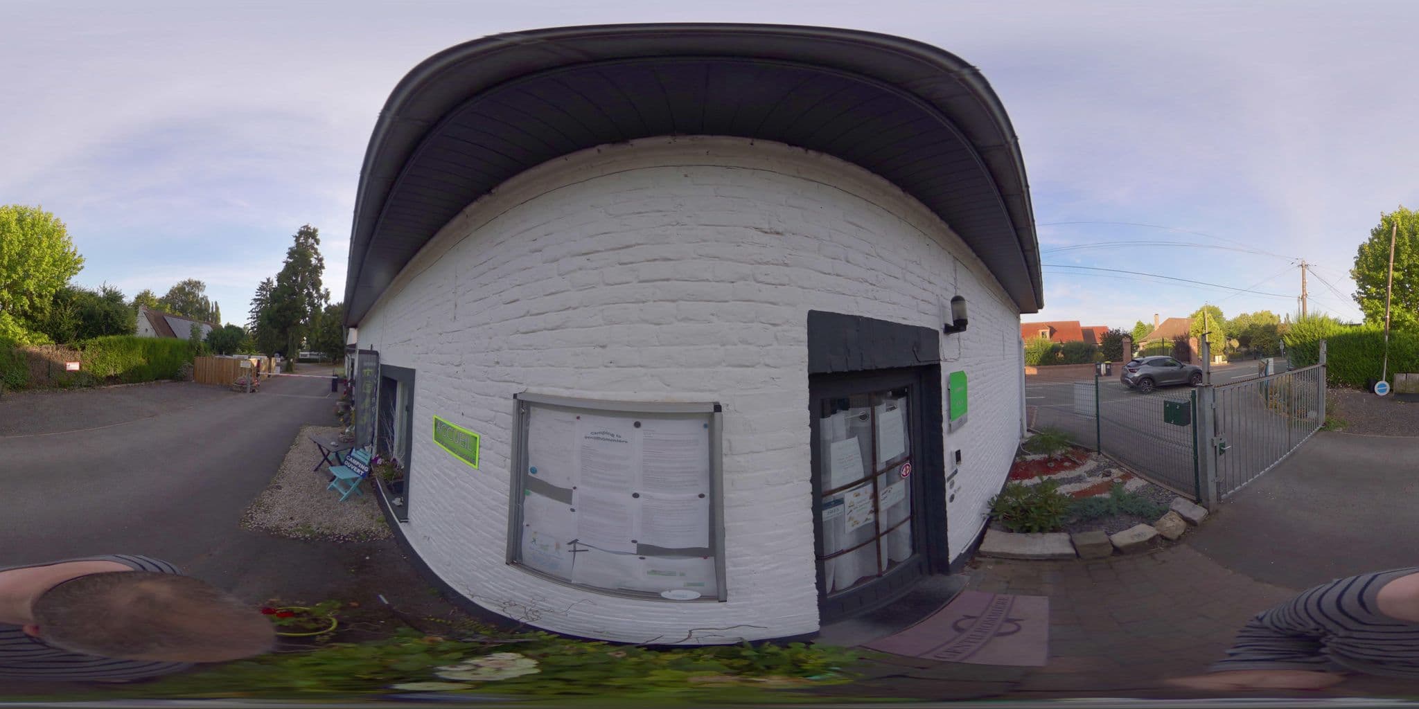 Street view near The Mansion, Rosult — © kedas (CC BY-SA · Mapillary)