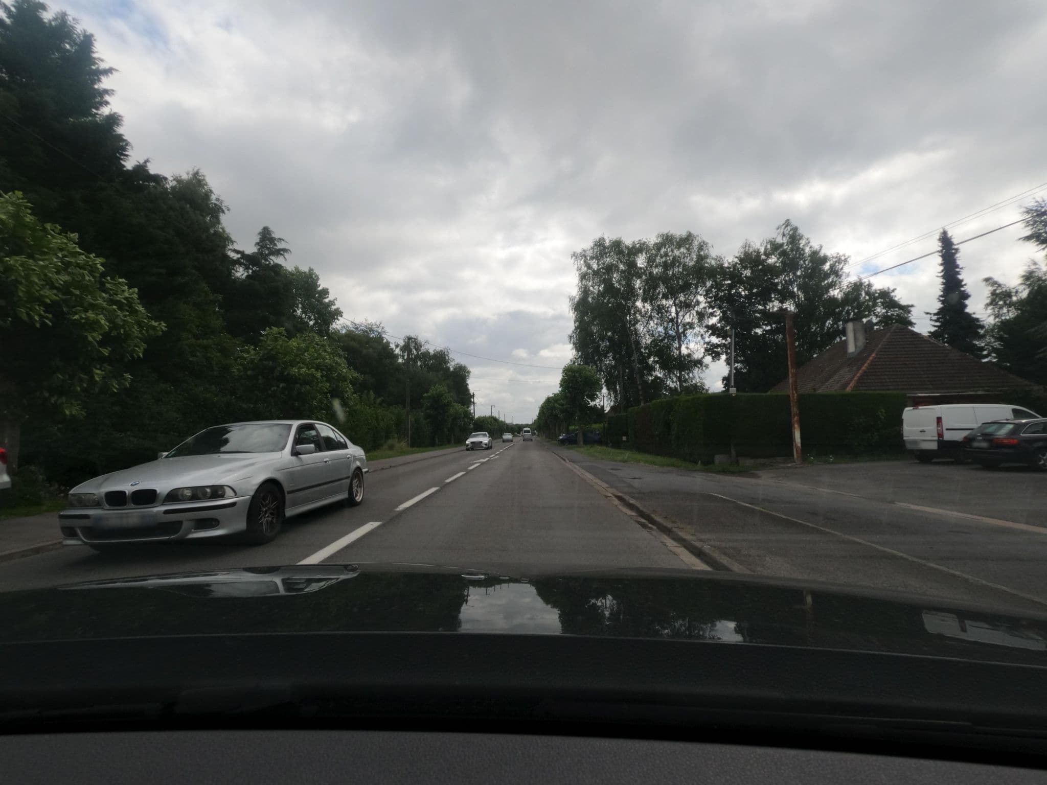 Street view near Le Cilaos Roche Merveilleuse, Bavay — © uwekoch (CC BY-SA · Mapillary)