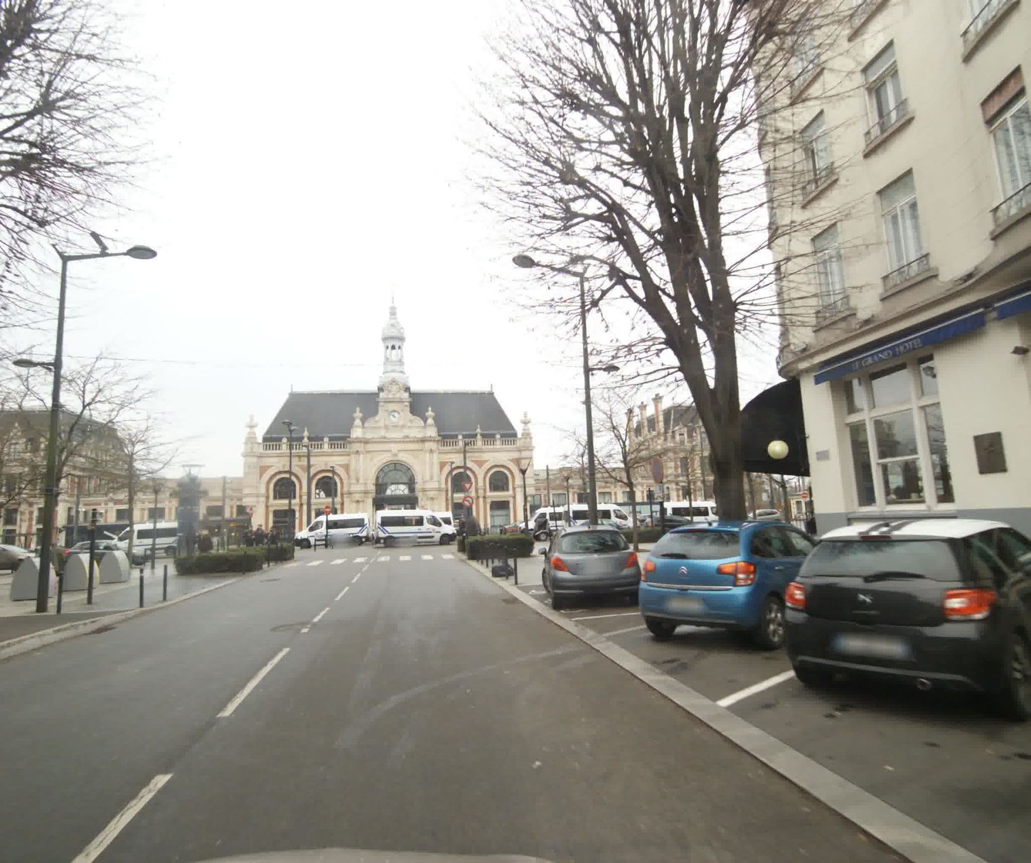 Street view near Grand Hôtel de Valenciennes, Valenciennes — © sogefi (CC BY-SA · Mapillary)