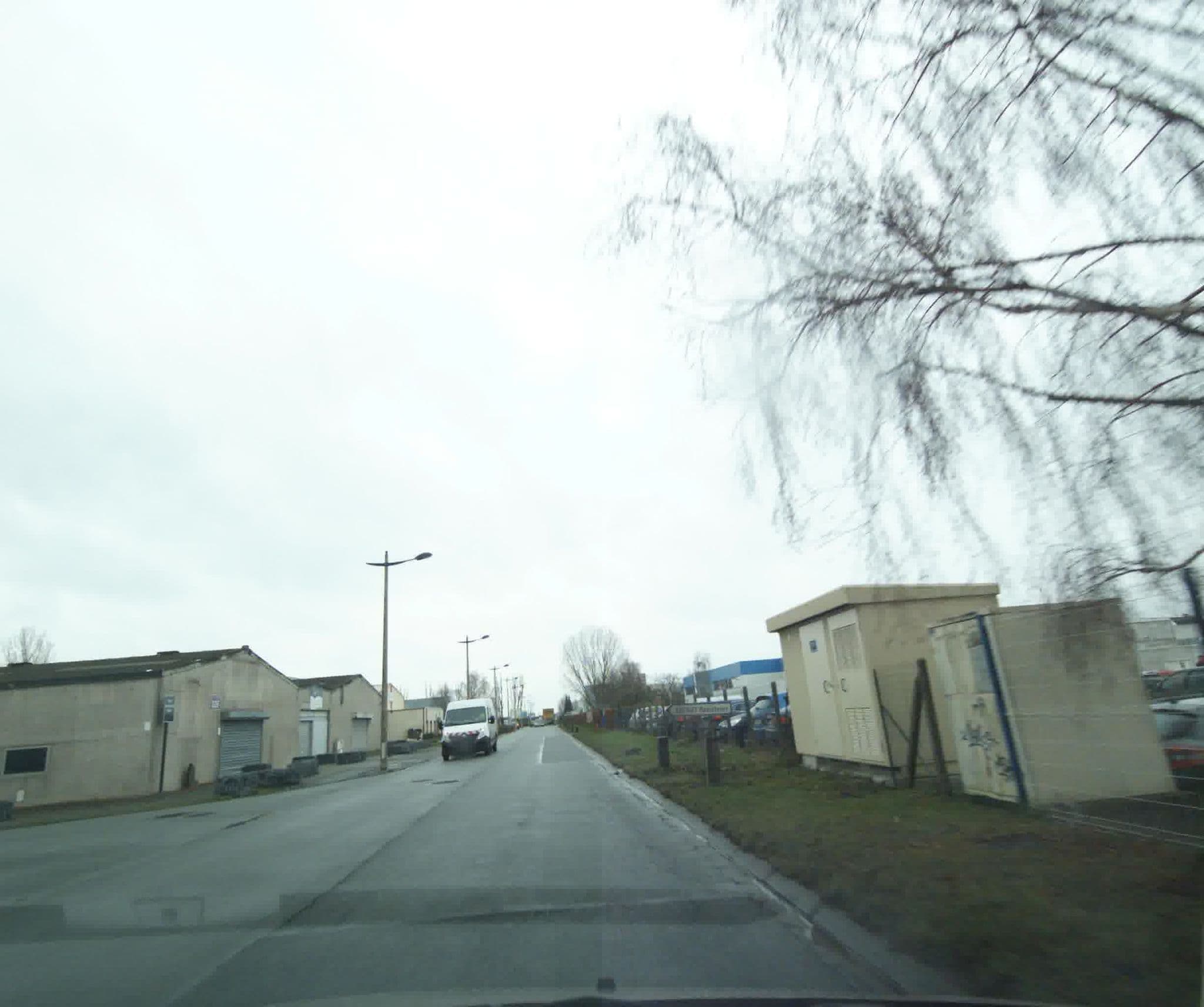 Street view near Kyriad, Prouvy — © sogefi (CC BY-SA · Mapillary)