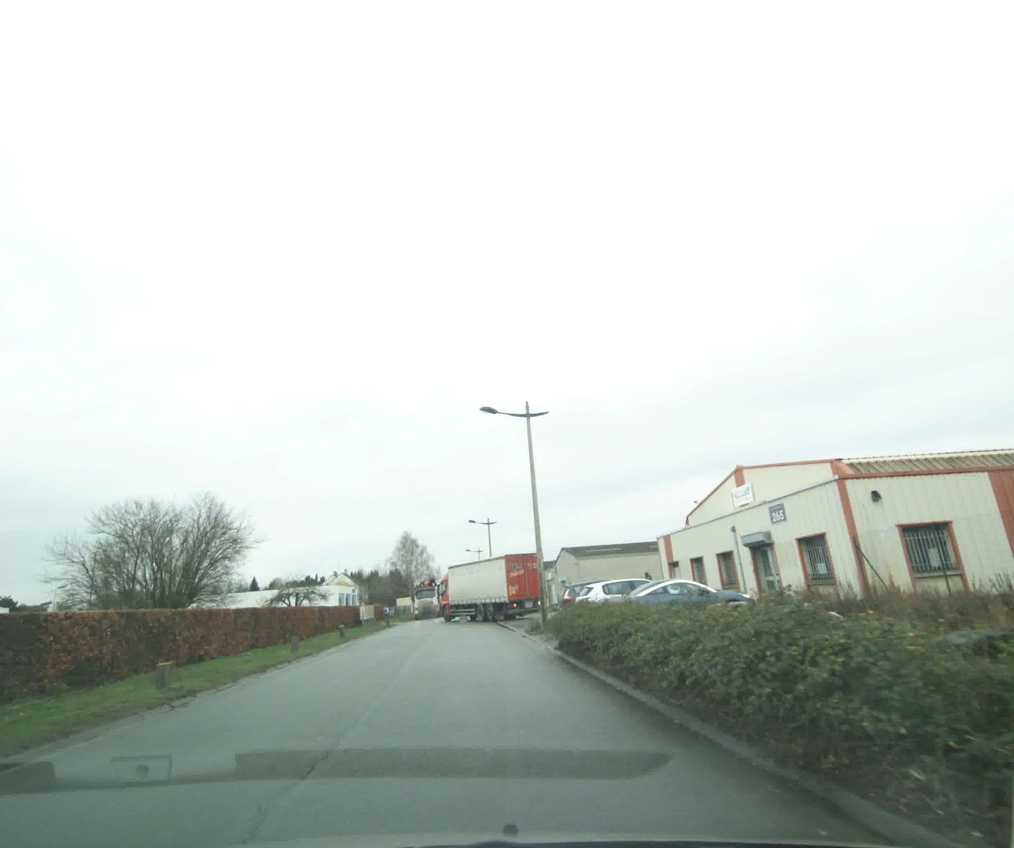 Street view near Roveotel 4, Prouvy — © sogefi (CC BY-SA · Mapillary)