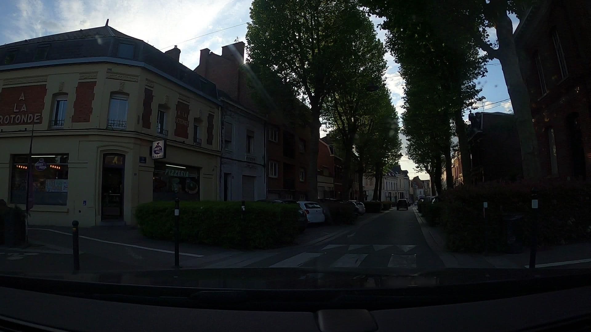 Street view near Association Pro-Vita, Valenciennes — © uwekoch (CC BY-SA · Mapillary)