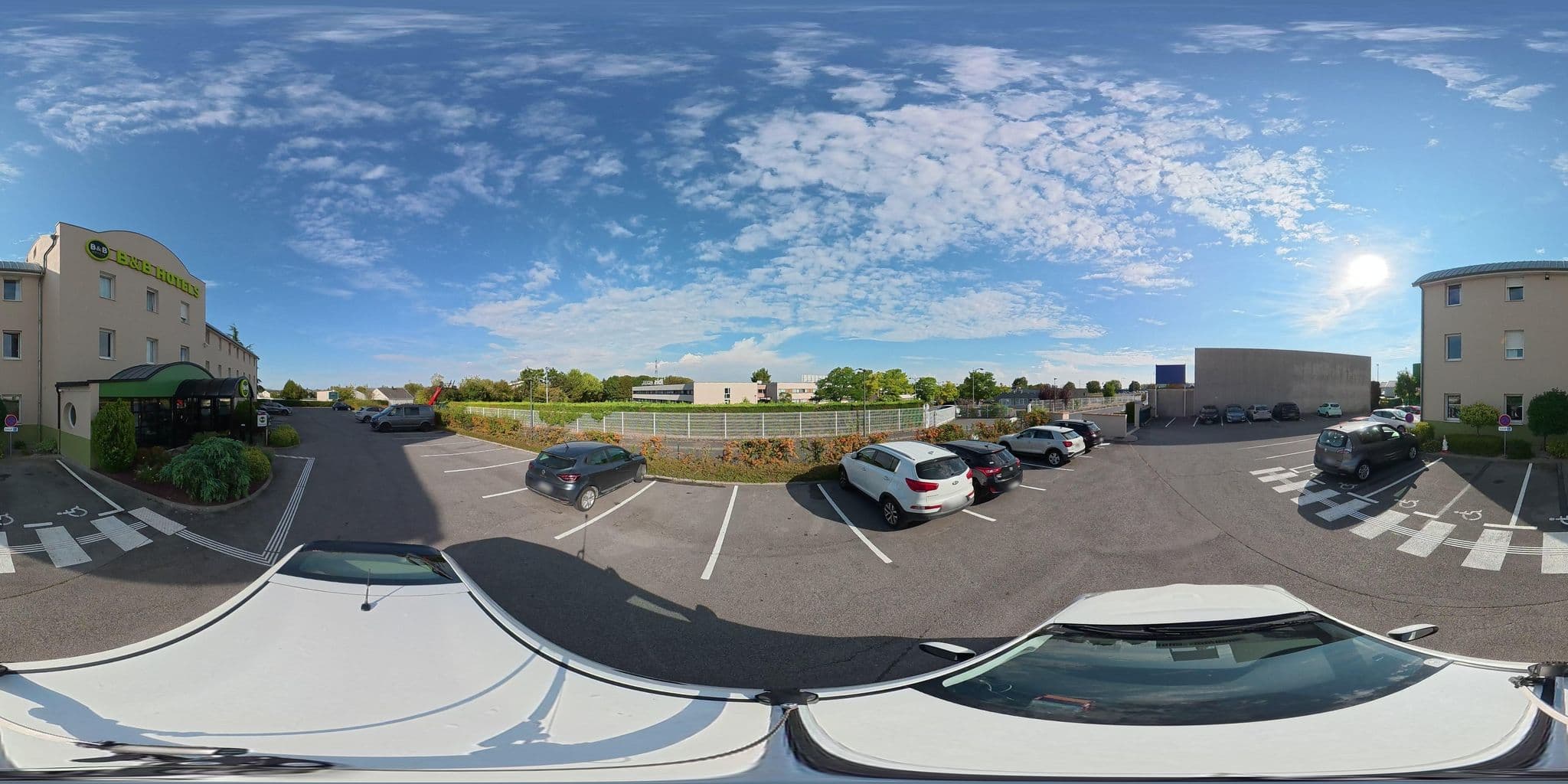 Street view near The Originals Boutique, Hotel Qualys Reims-Tinqueux, Tinqueux — © osmplus_org (CC BY-SA · Mapillary)