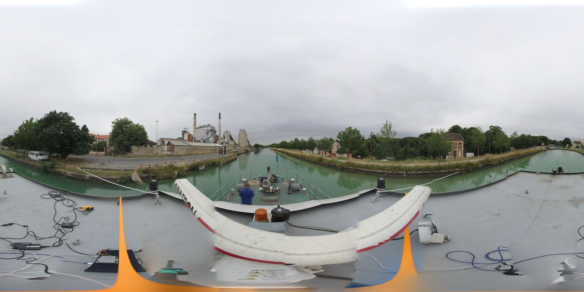 Street view near Serenity Barge - B&B, Cormontreuil — © pgehin (CC BY-SA · Mapillary)
