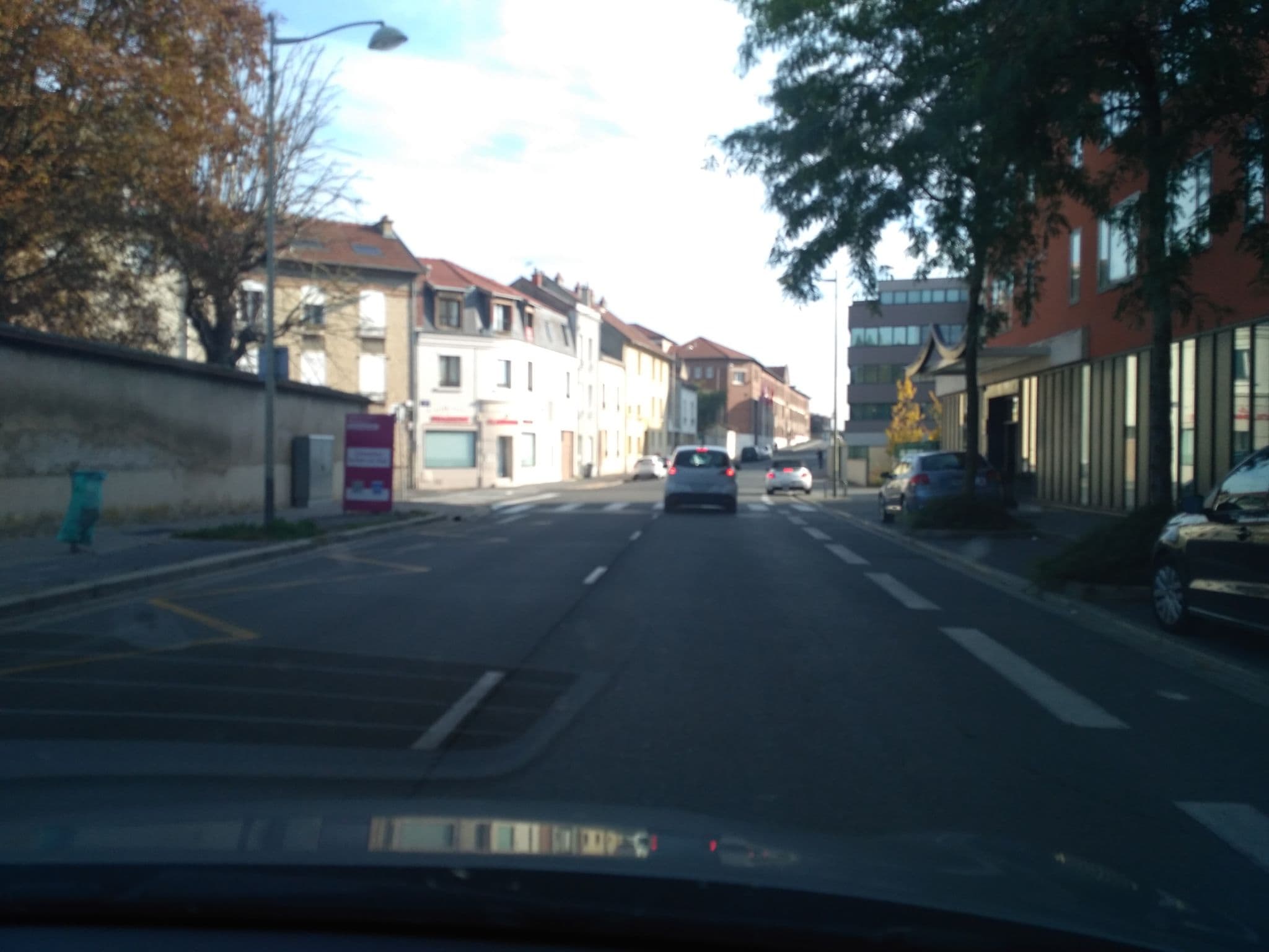 Street view near Suitehotel, Reims — © peewee32 (CC BY-SA · Mapillary)