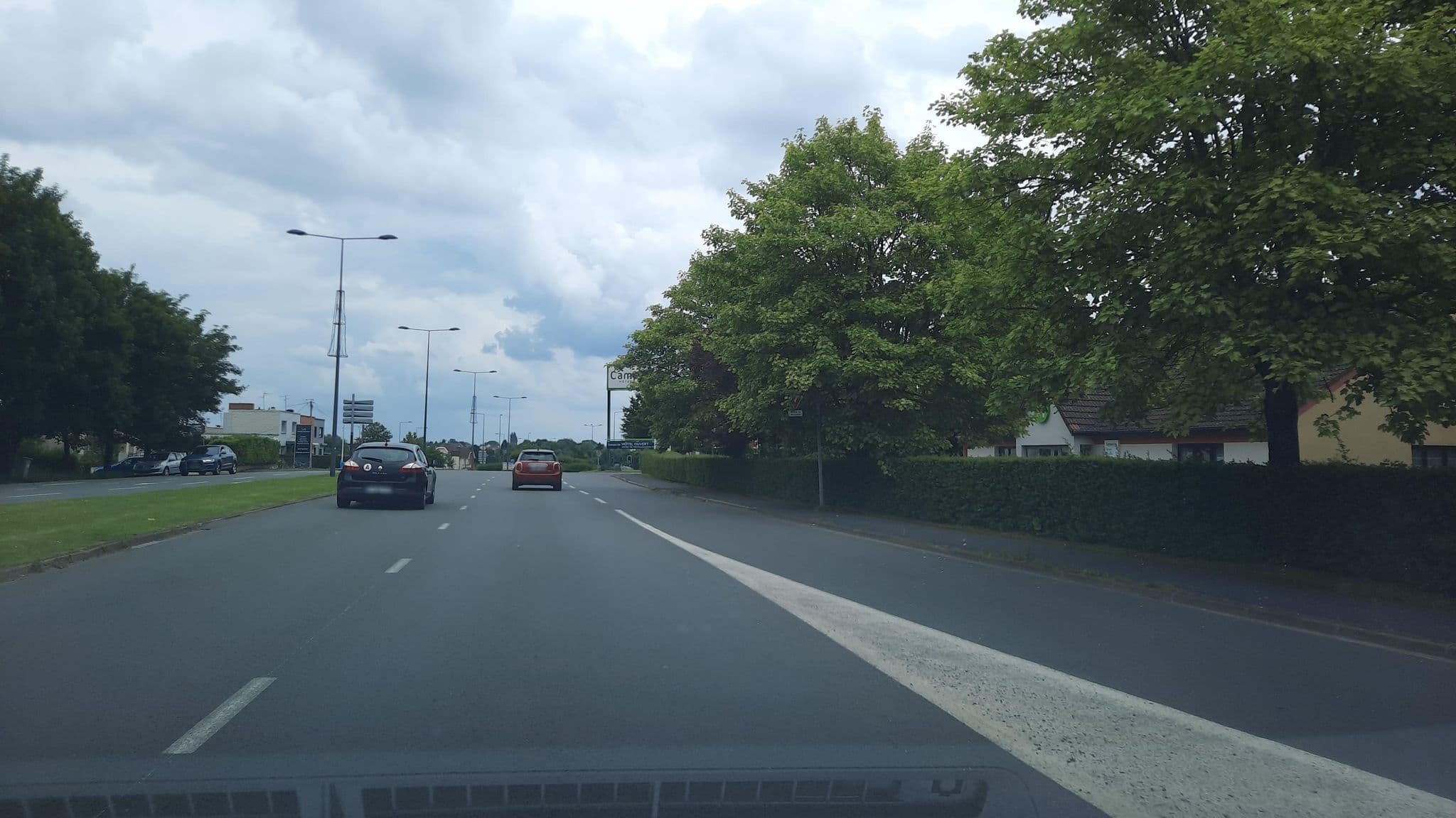 Street view near CAMPANILE MAUBEUGE, Maubeuge — © Yohann972 (CC BY-SA · Mapillary)