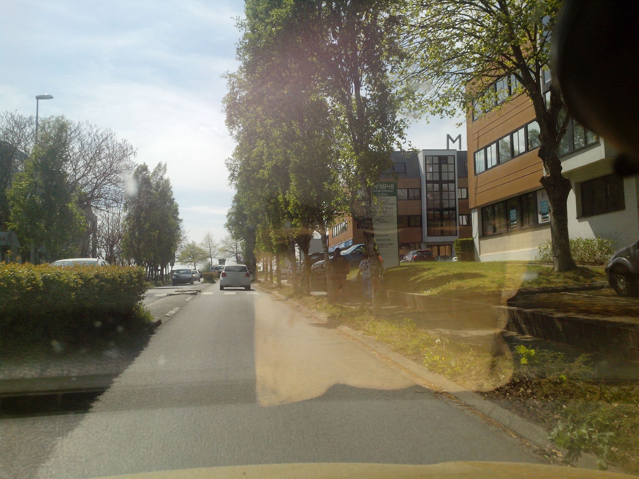 Street view near Hôtel Agora, Orvault — © hamlet (CC BY-SA · Mapillary)