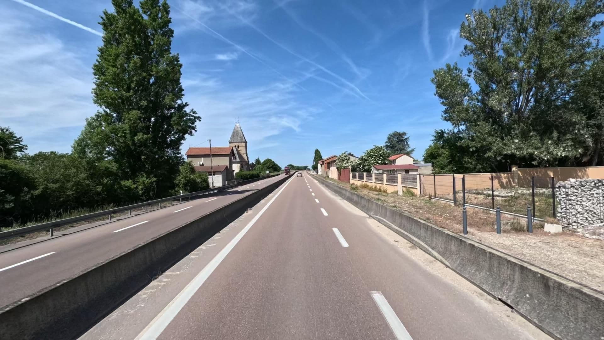 Street view near Annexe le Champenois, Frignicourt — © bct (CC BY-SA · Mapillary)