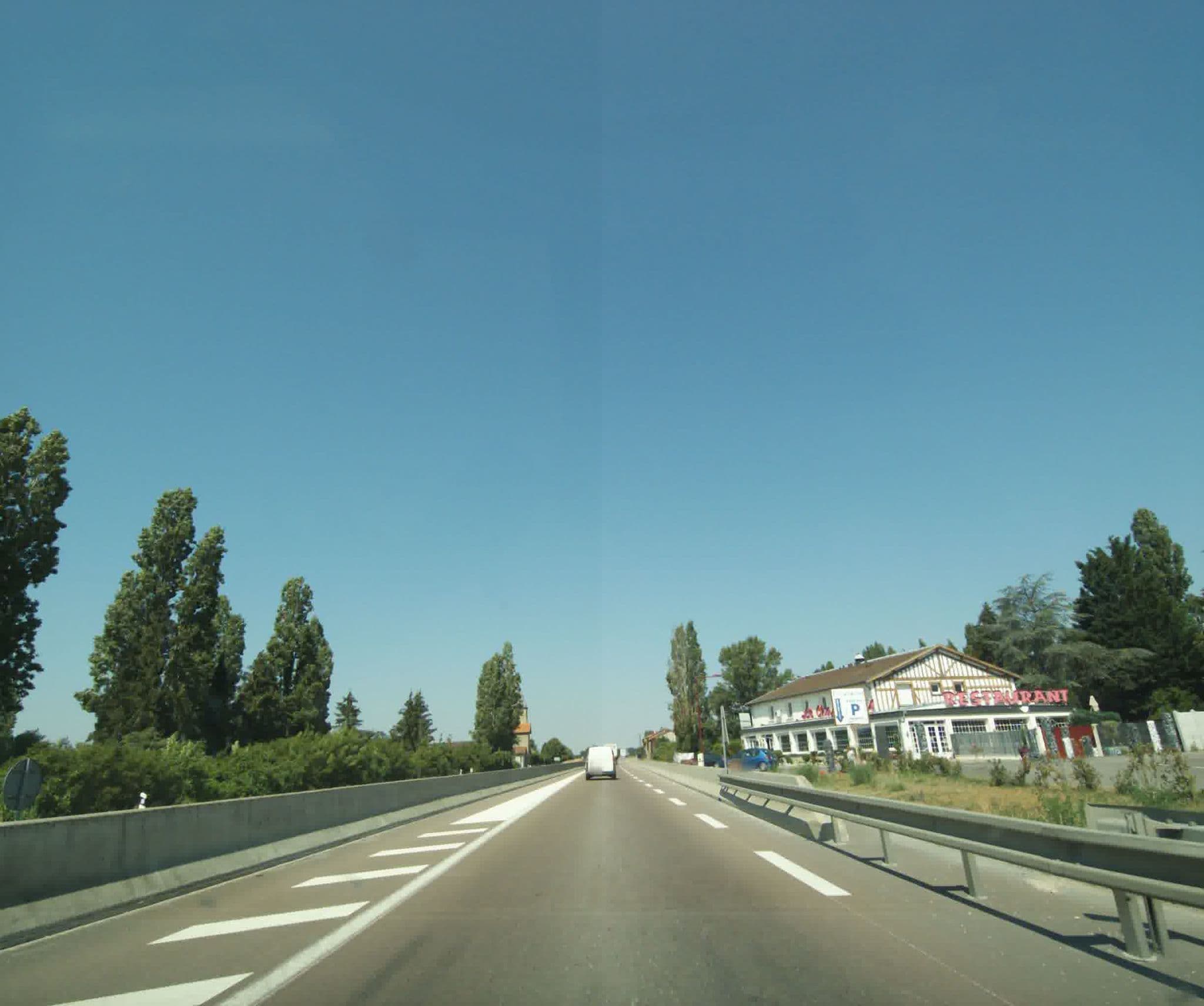 Street view near Les Wyllos, Frignicourt — © sogefi (CC BY-SA · Mapillary)