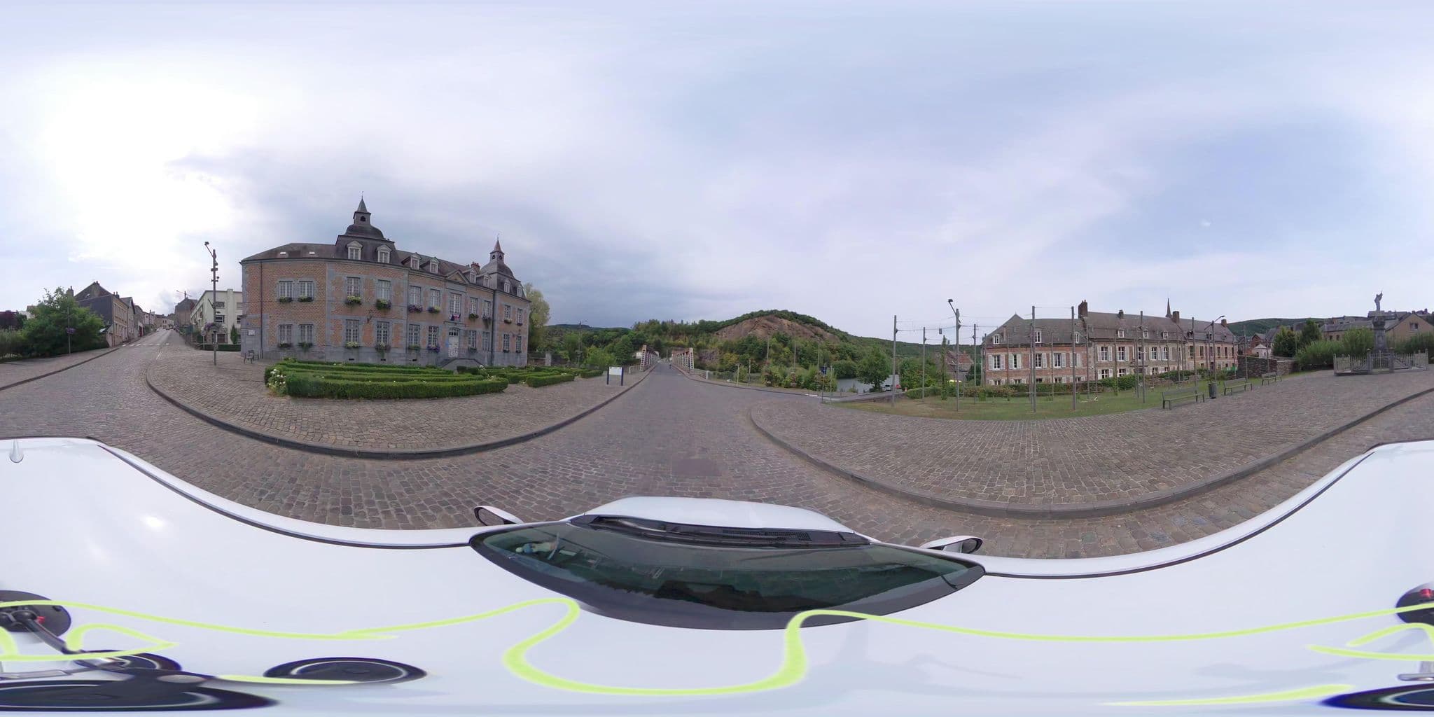 Street view near Lorent Liliane, Fumay — © atchisson (CC BY-SA · Mapillary)