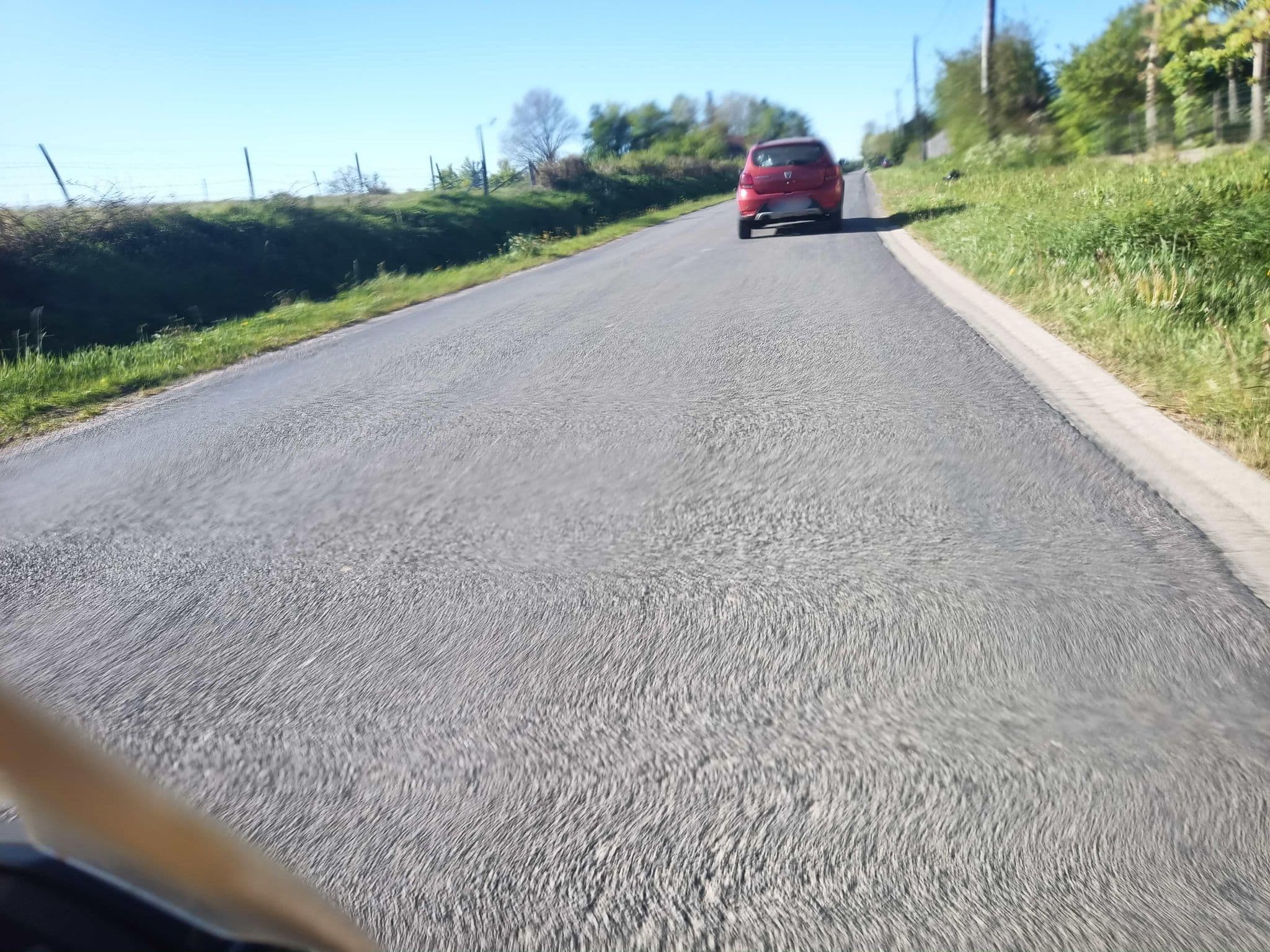 Street view near Chez Catherine et fanfan, Rocroi — © connermacleod69 (CC BY-SA · Mapillary)