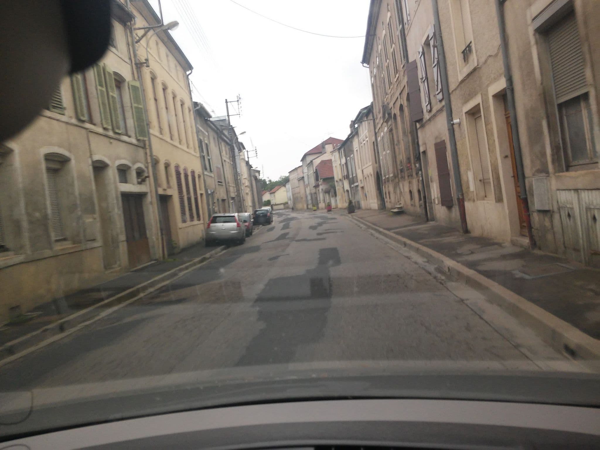 Street view near Studio Larzillière, Saint-Mihiel — © locus57 (CC BY-SA · Mapillary)