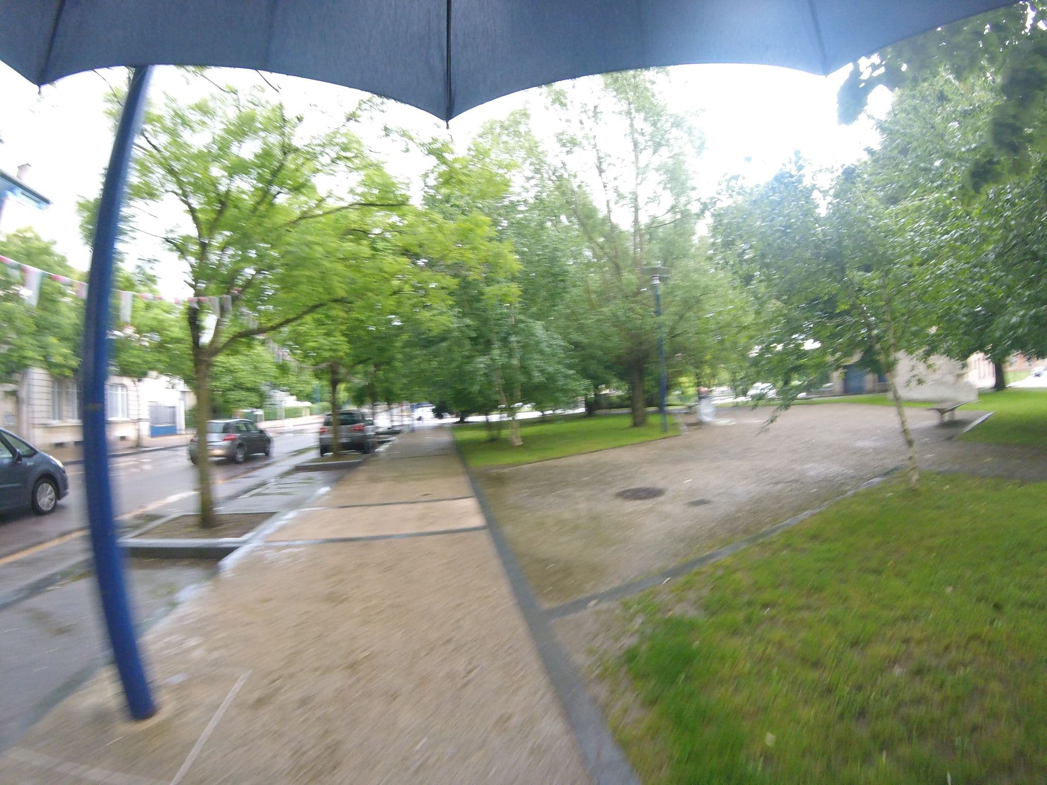 Street view near Hotel Les Deux Colombes, Verdun — © chuck (CC BY-SA · Mapillary)