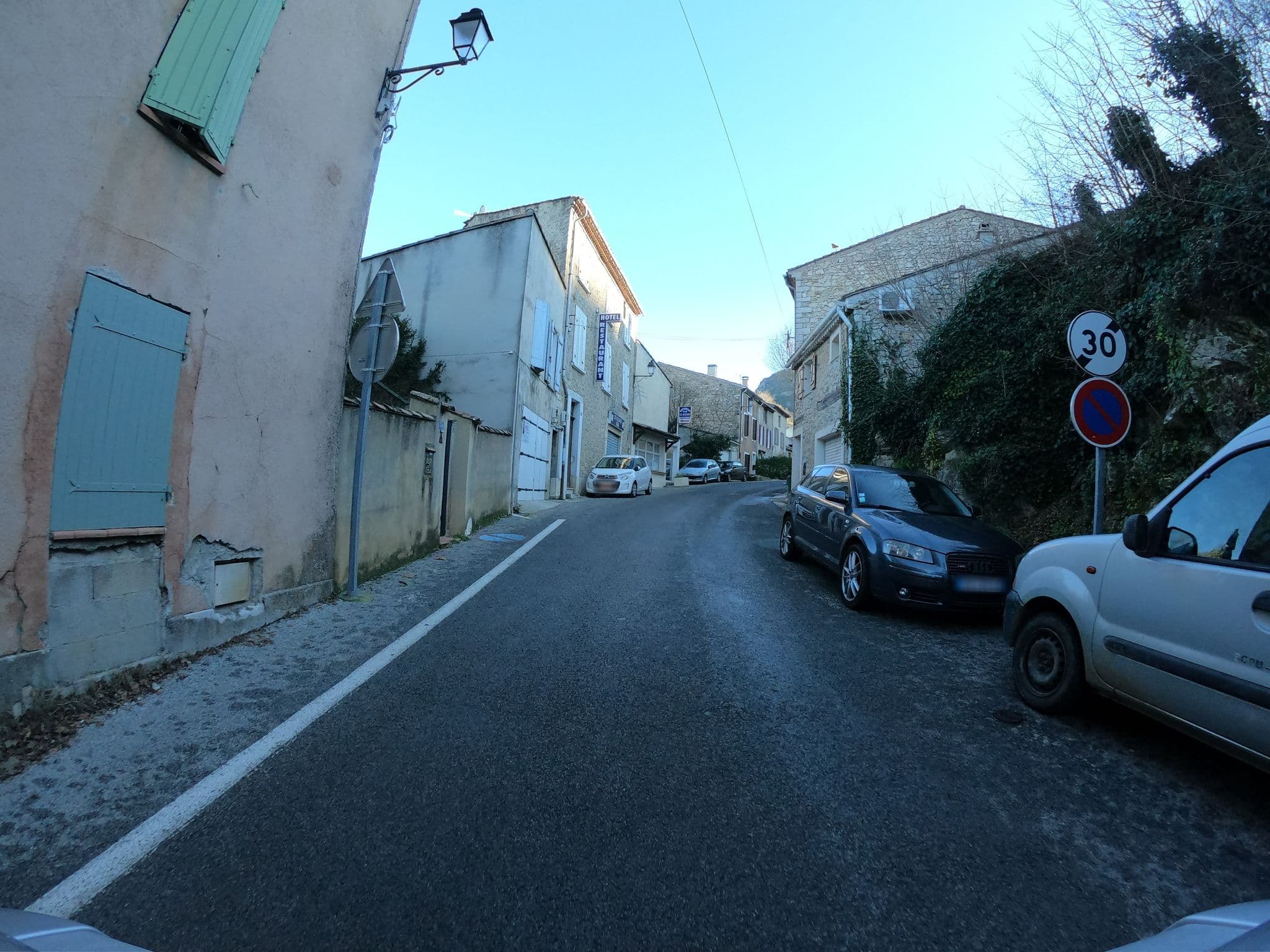 Street view near Restaurant Hôtel Bar le Square, La Roquebrussanne — © joostjakob (CC BY-SA · Mapillary)