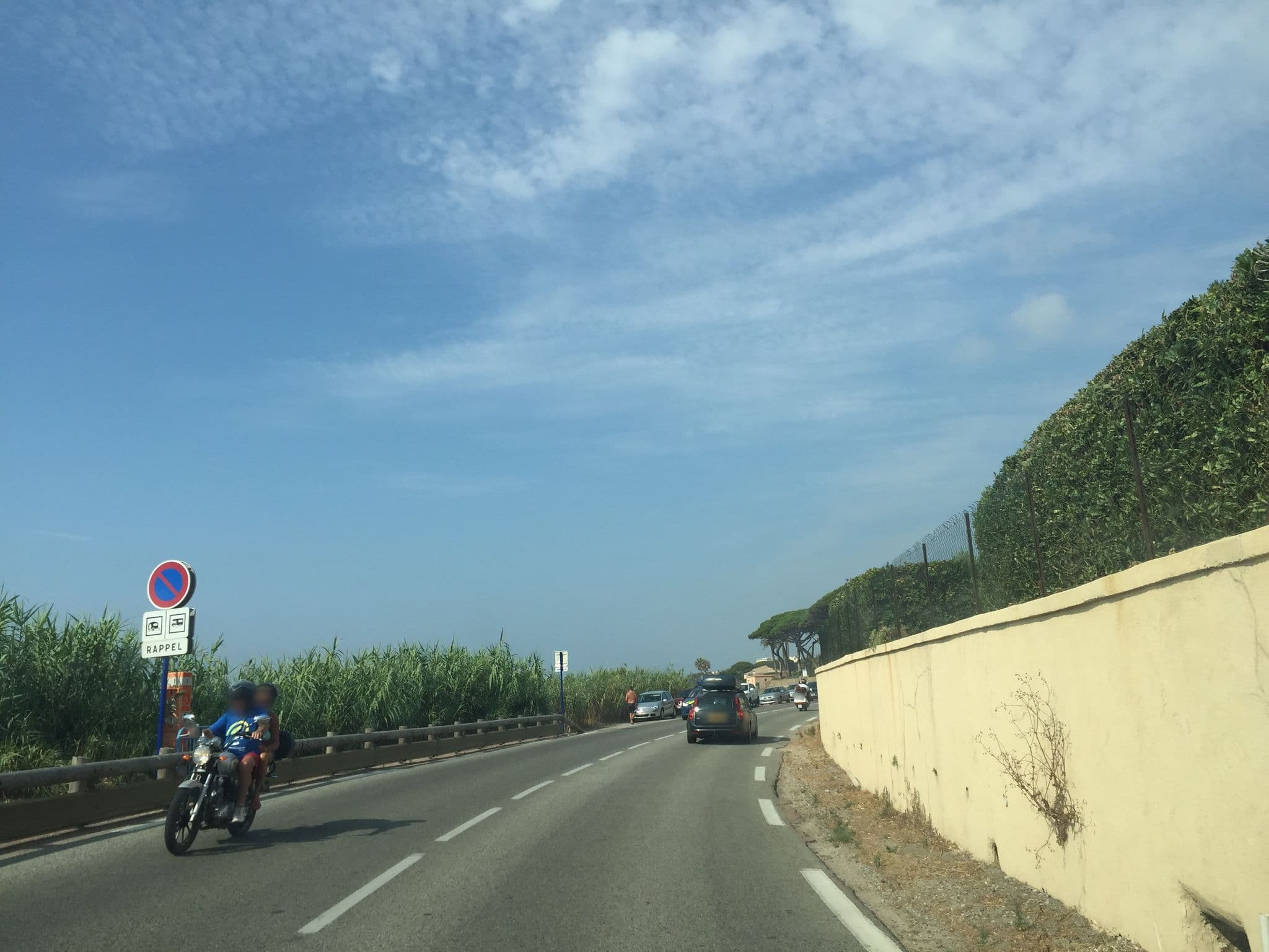 Street view near Grand Azur Etoile Marine, Sainte-Maxime — © jesolem (CC BY-SA · Mapillary)
