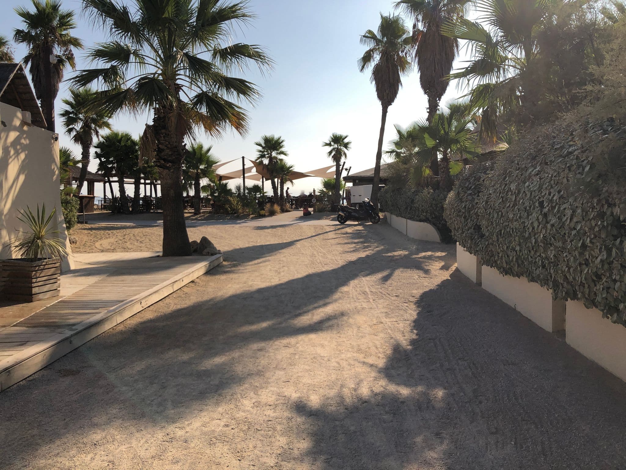 Street view near BEST HOLIDAY LES PRAIRIES DE LA MER, Saint-Tropez — © dsteinkopf (CC BY-SA · Mapillary)