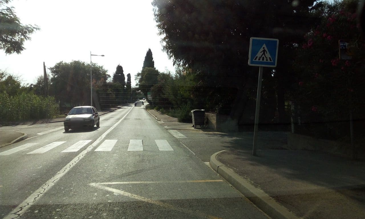 Street view near Hôtel le Palma, Bormes-les-Mimosas — © selfishseahorse (CC BY-SA · Mapillary)