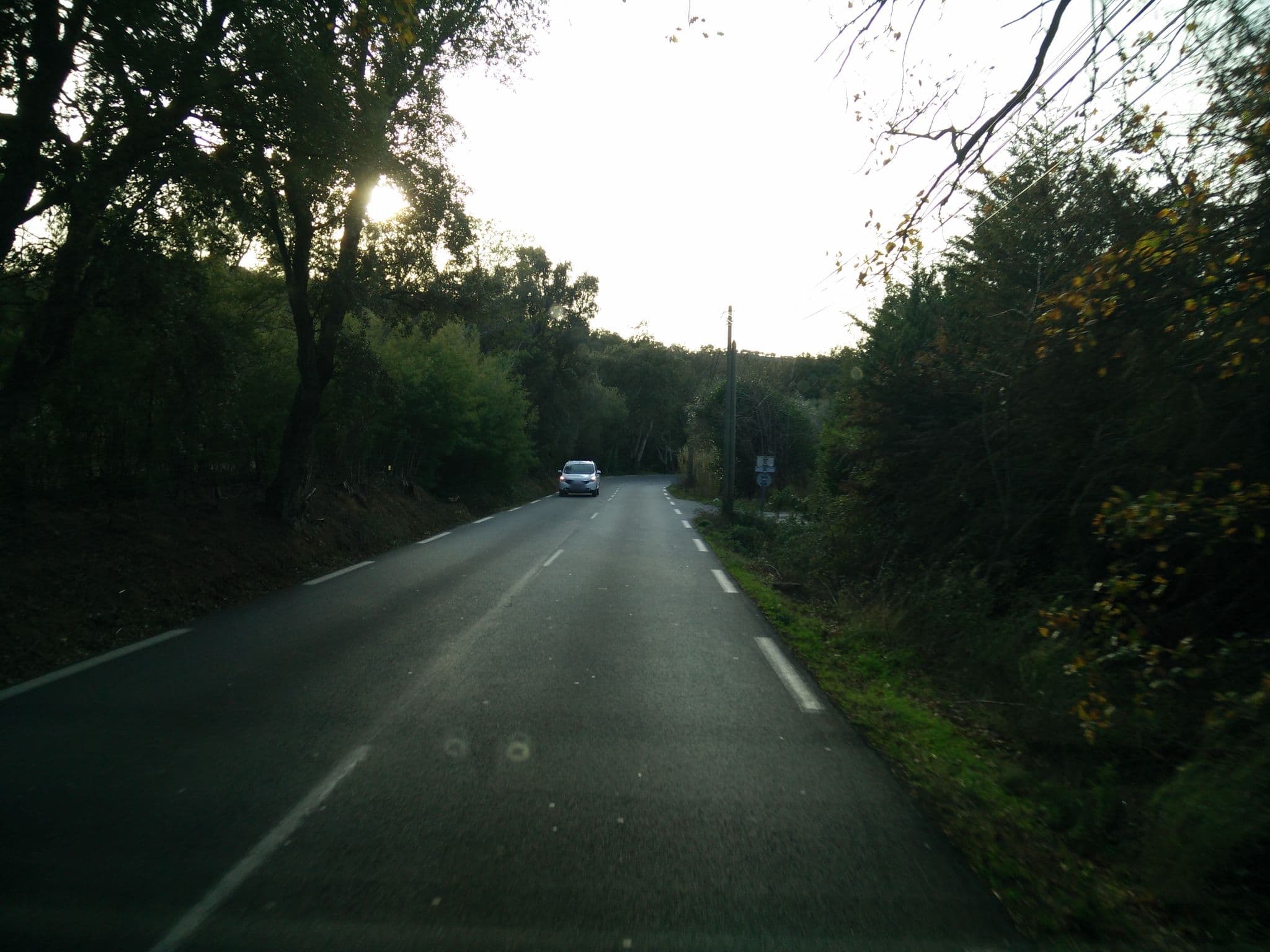 Street view near Restaurant Villa Nais Table d'Hôte Bormes-les-Mimosas, Bormes-les-Mimosas — © joostjakob (CC BY-SA · Mapillary)