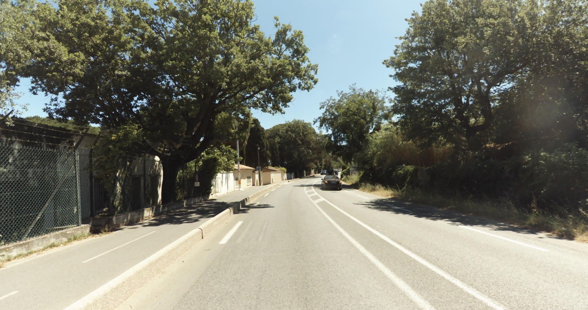 Street view near Hôtel le Mouillage, Saint-Tropez — © sogefi (CC BY-SA · Mapillary)