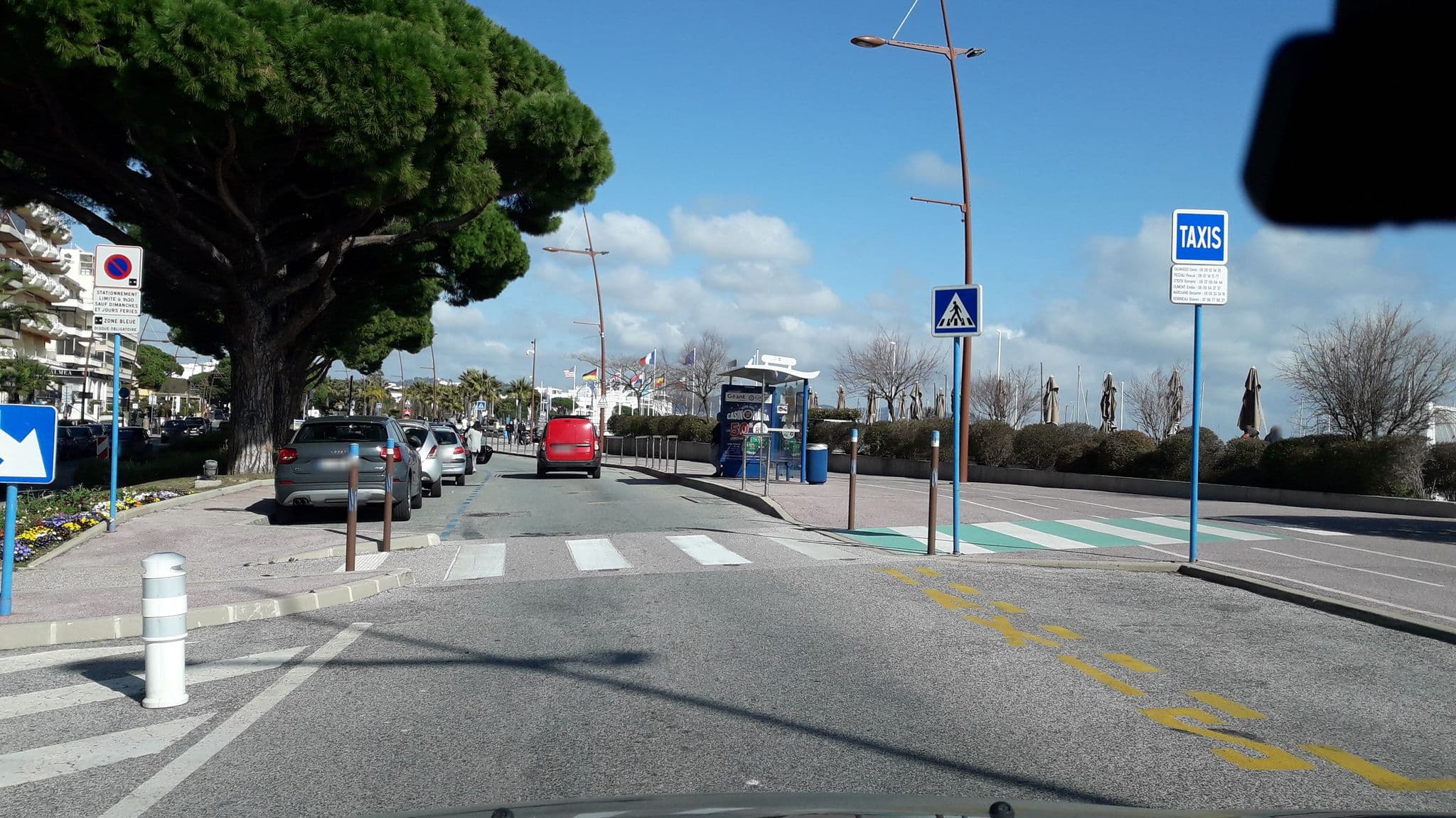 Street view near Somptueux deux pieces, Théoule-sur-Mer — © eric_s (CC BY-SA · Mapillary)