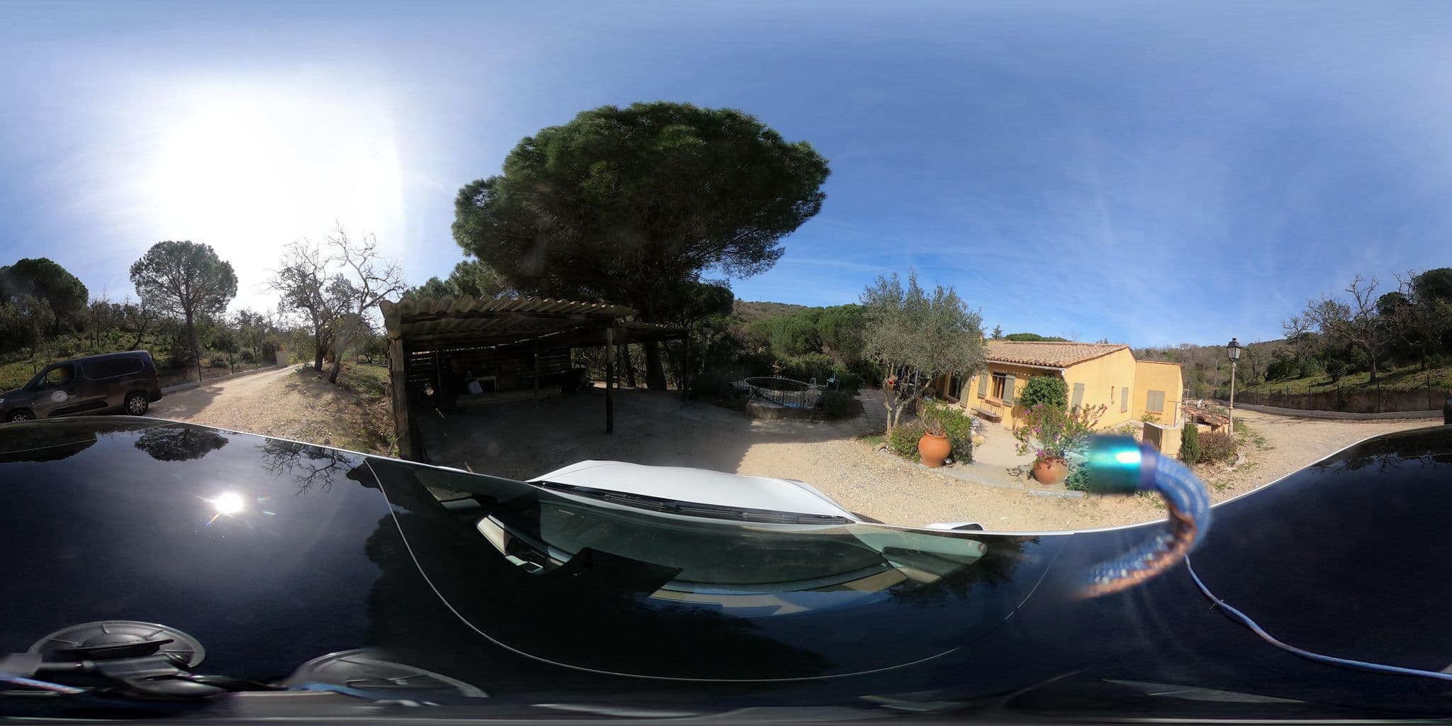 Street view near La Toscane, Grimaud — © sogefi (CC BY-SA · Mapillary)