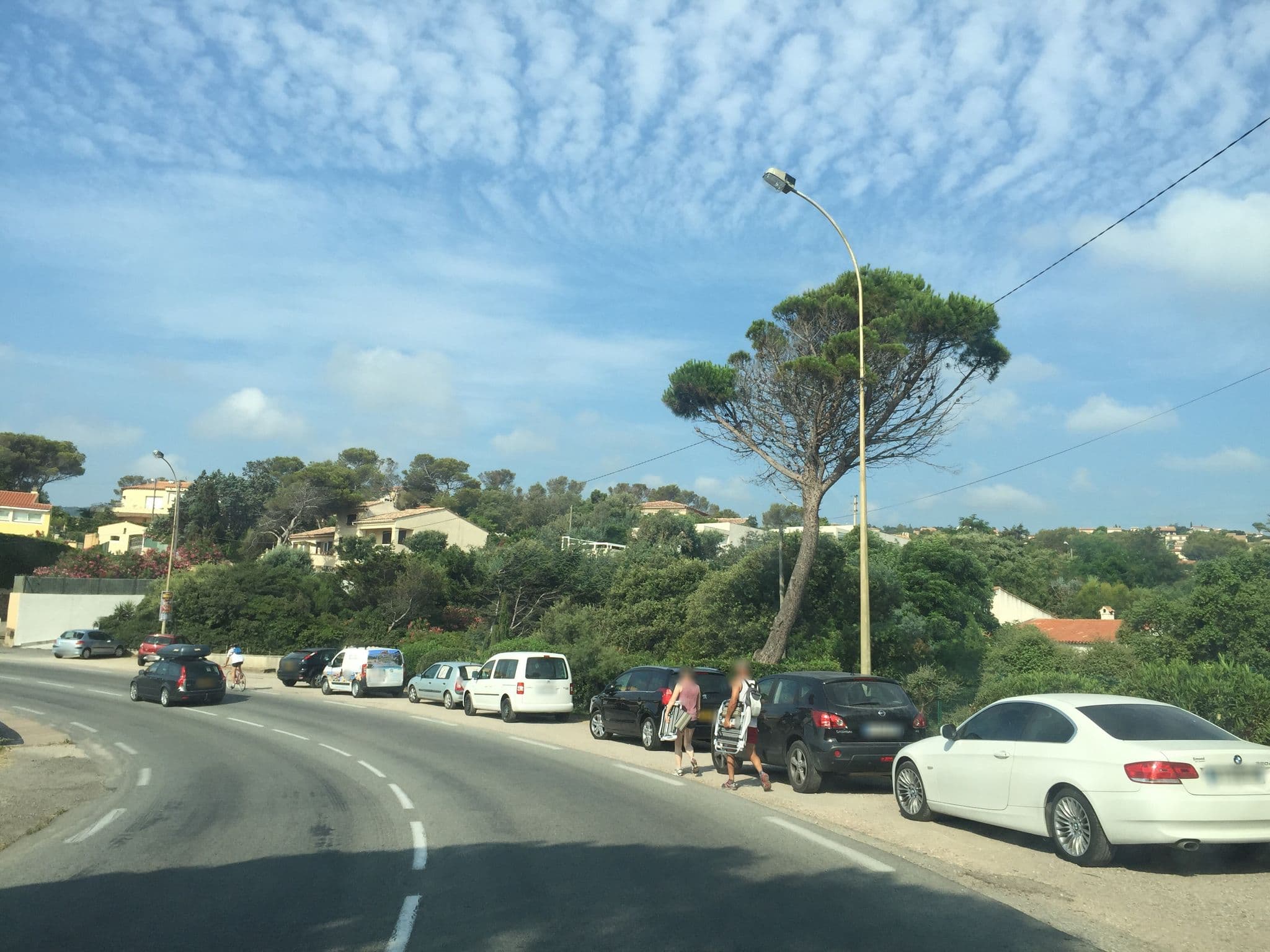 Street view near Résidence Miroir de la Mer, Fréjus — © jesolem (CC BY-SA · Mapillary)