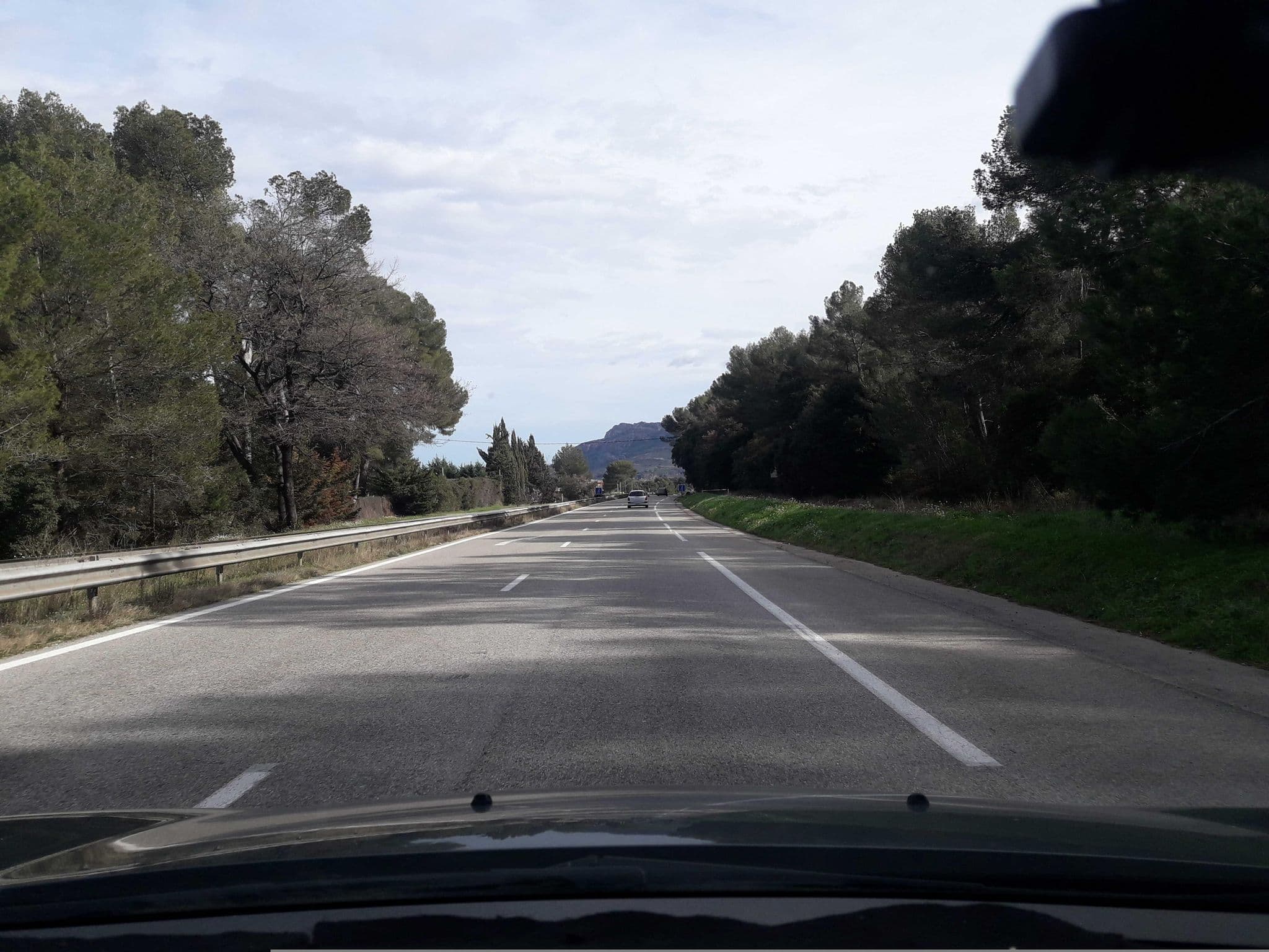 Street view near Les Chênes Verts, La Motte — © eric_s (CC BY-SA · Mapillary)